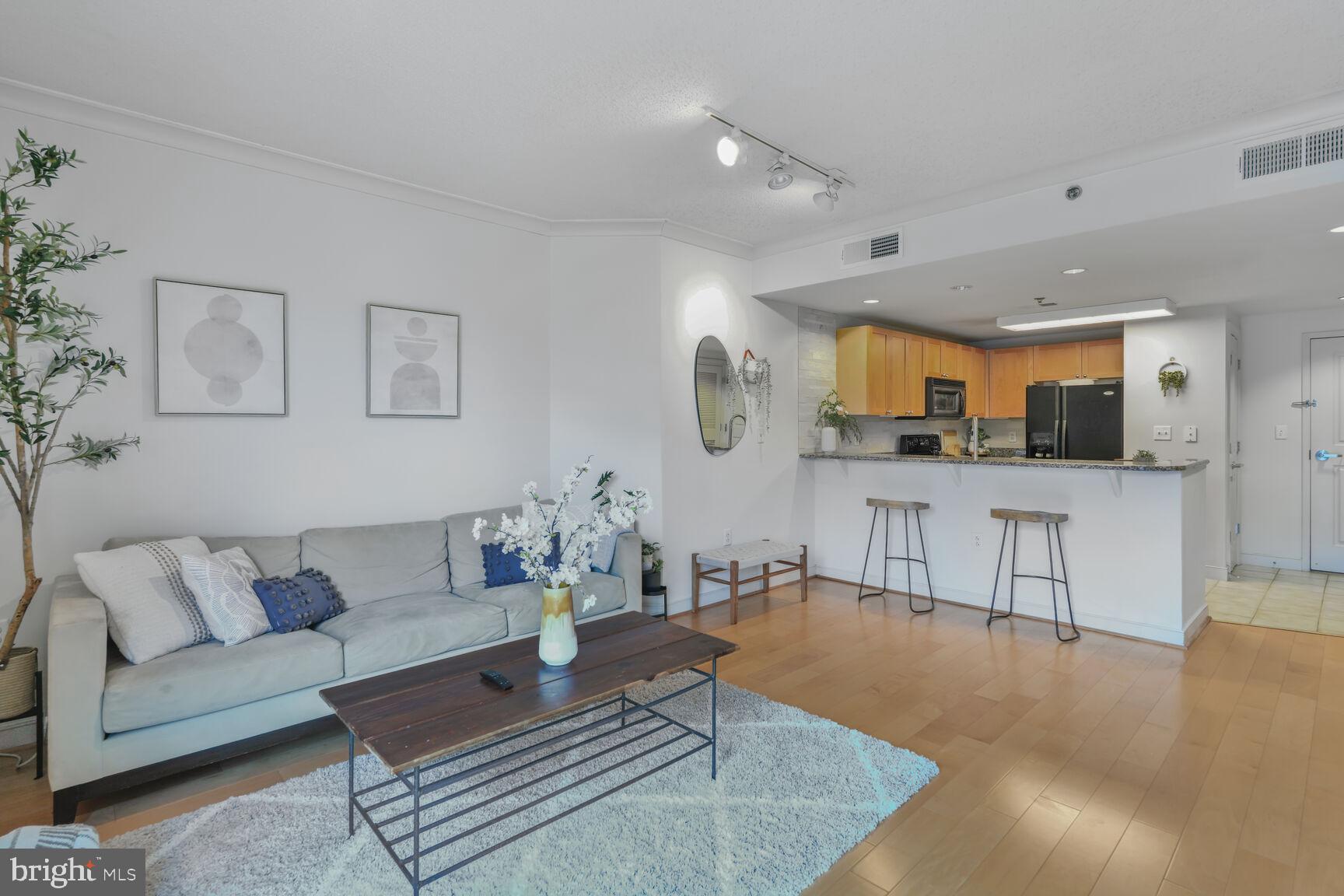 777 7TH STREET NW 420