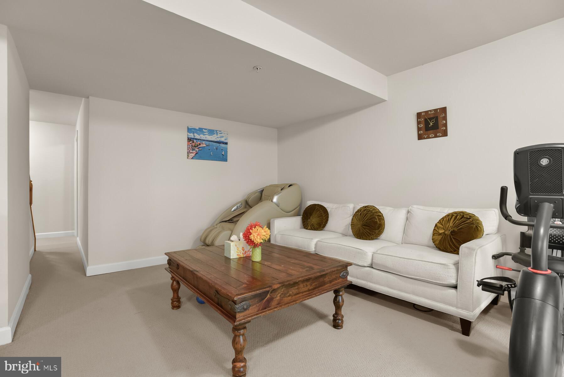 OAKLANDS-PLAT 1> - Residential