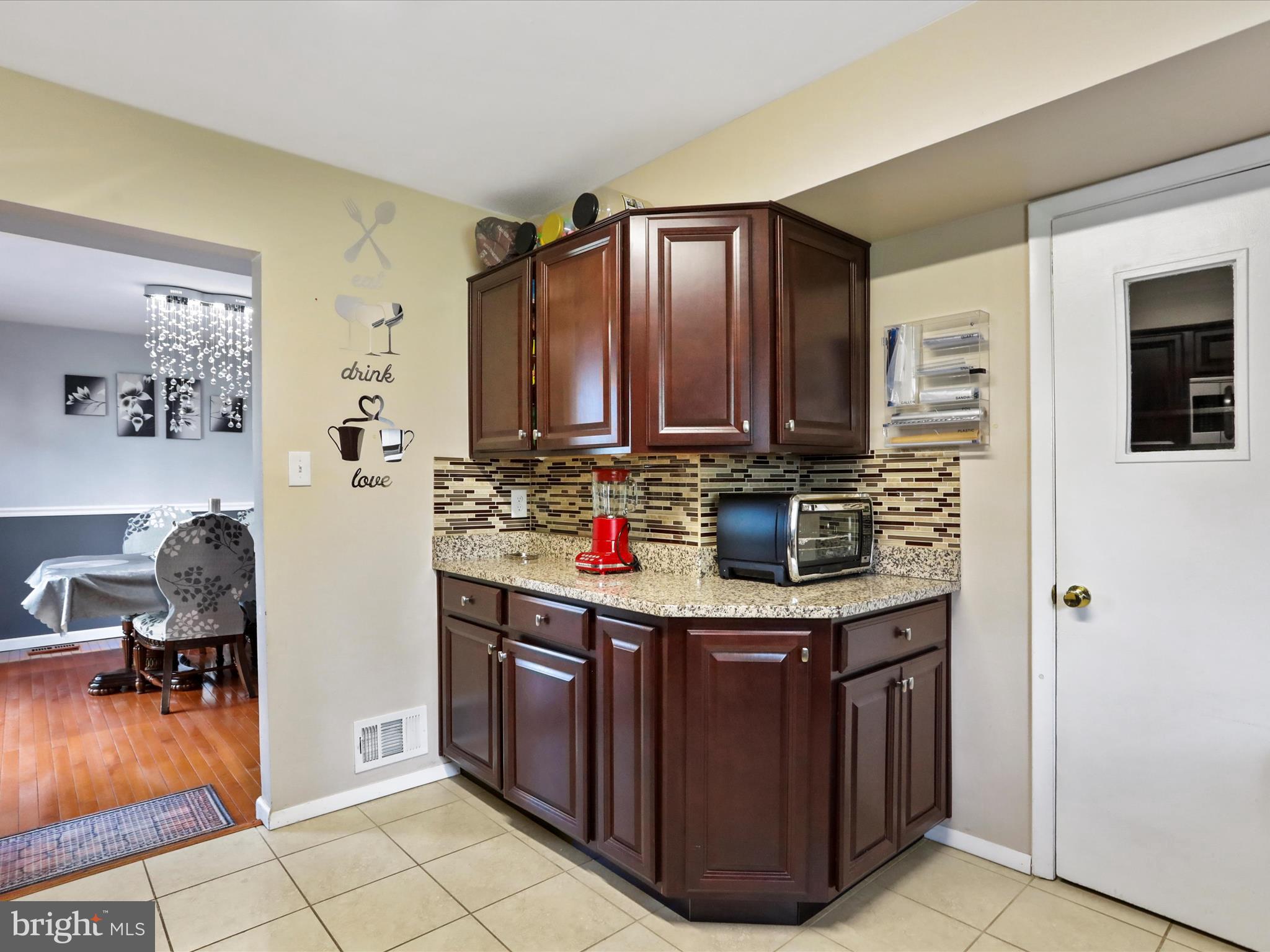 NEWPORT ESTATES - Residential