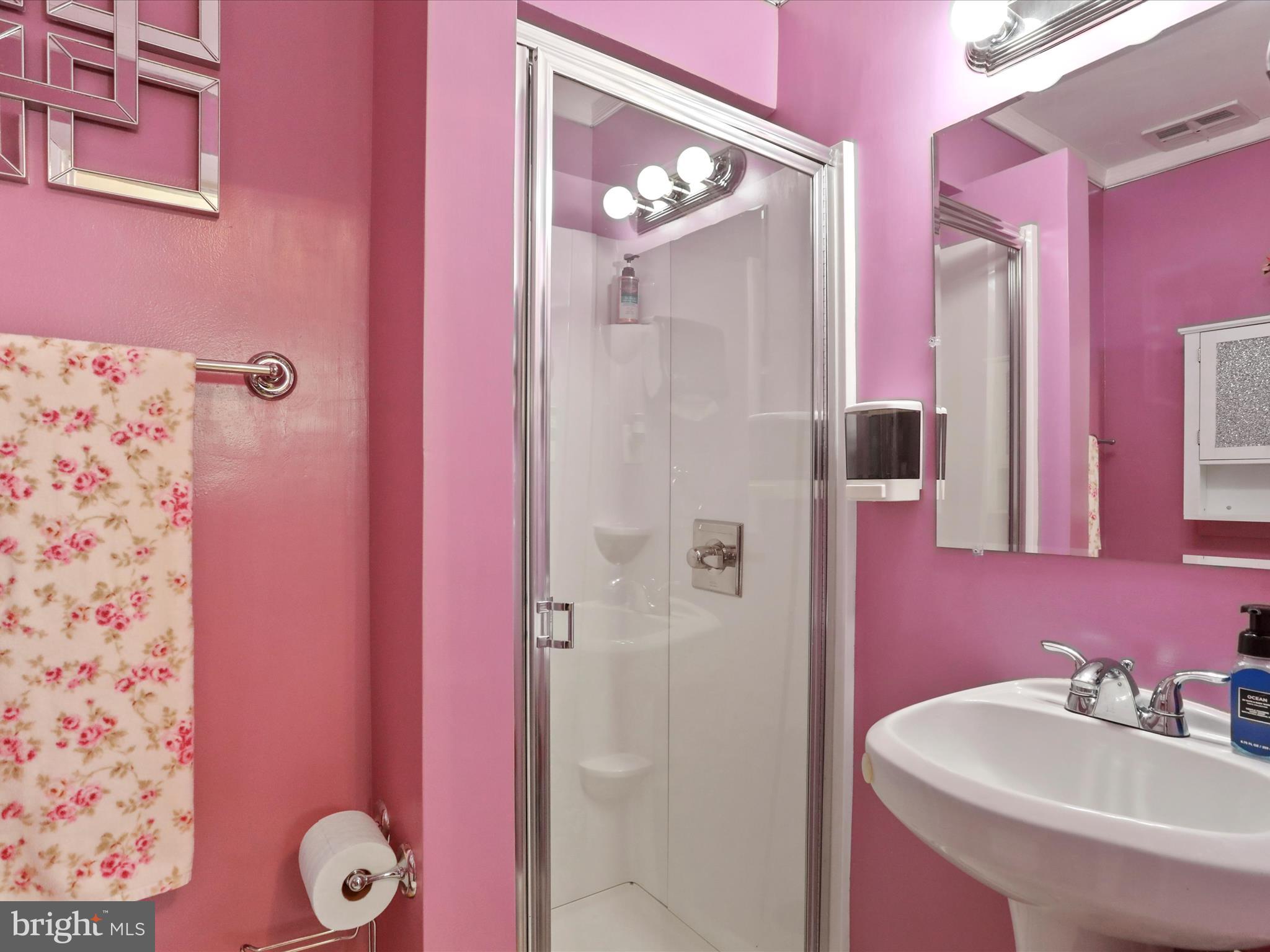 NEWPORT ESTATES - Residential