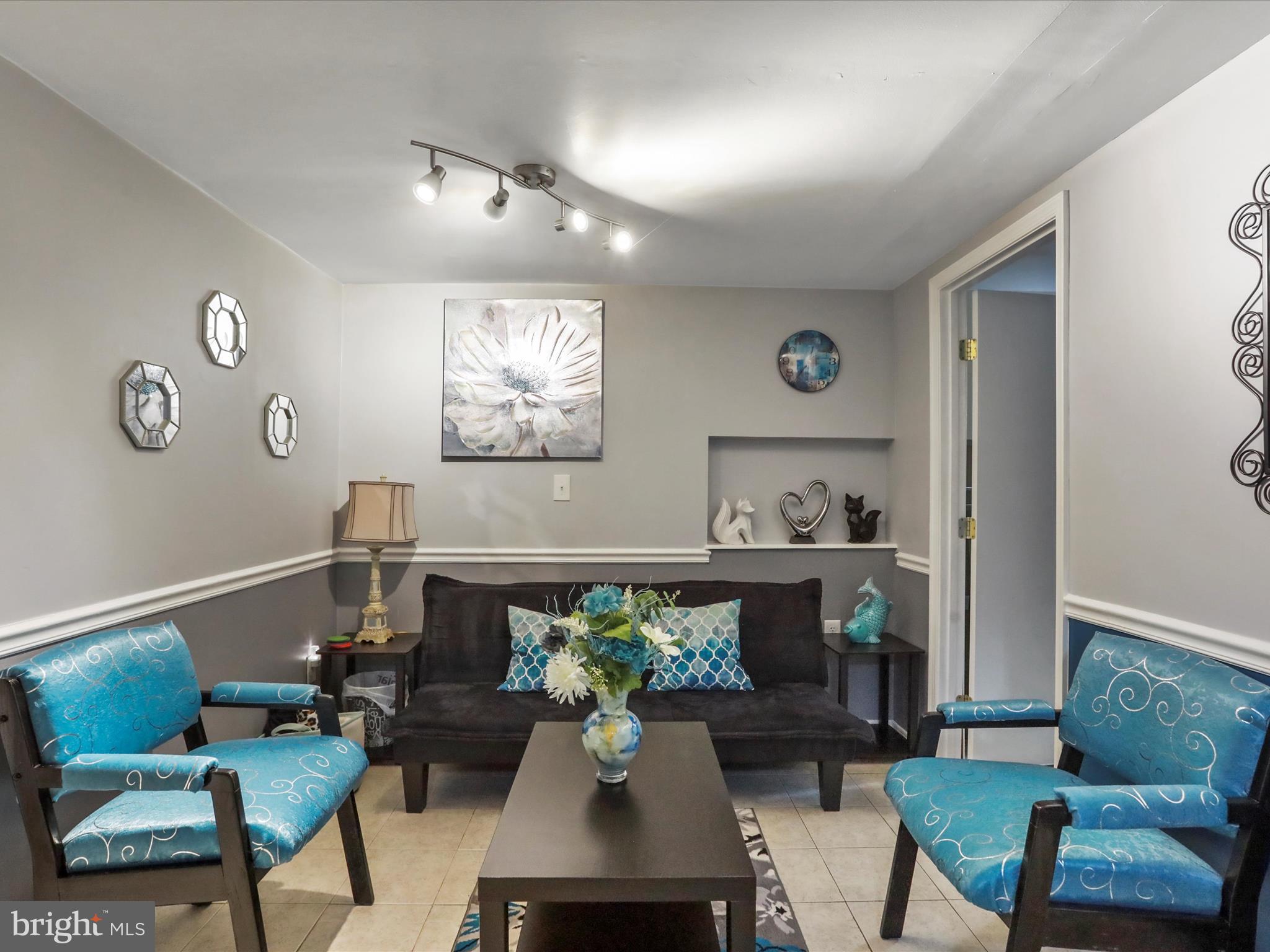 NEWPORT ESTATES - Residential