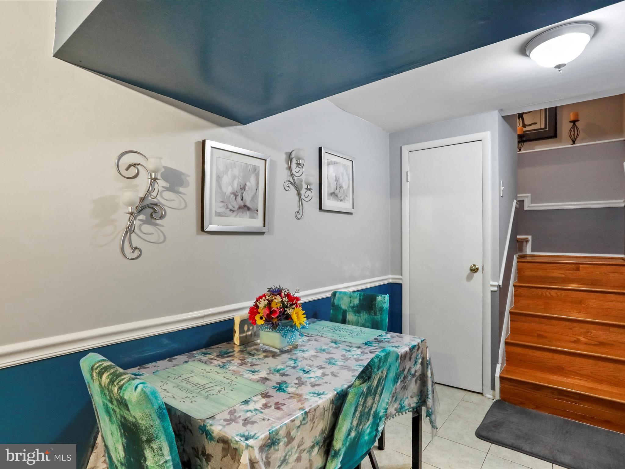 NEWPORT ESTATES - Residential