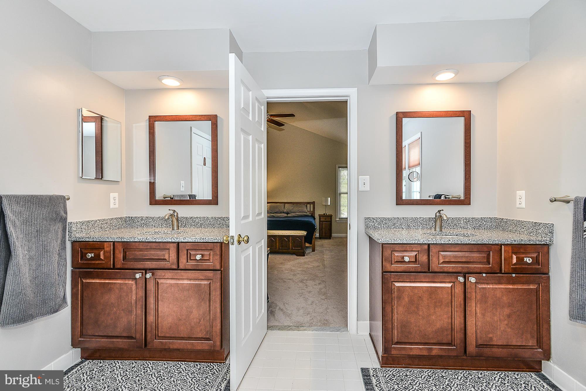 CRESTMONT - Residential