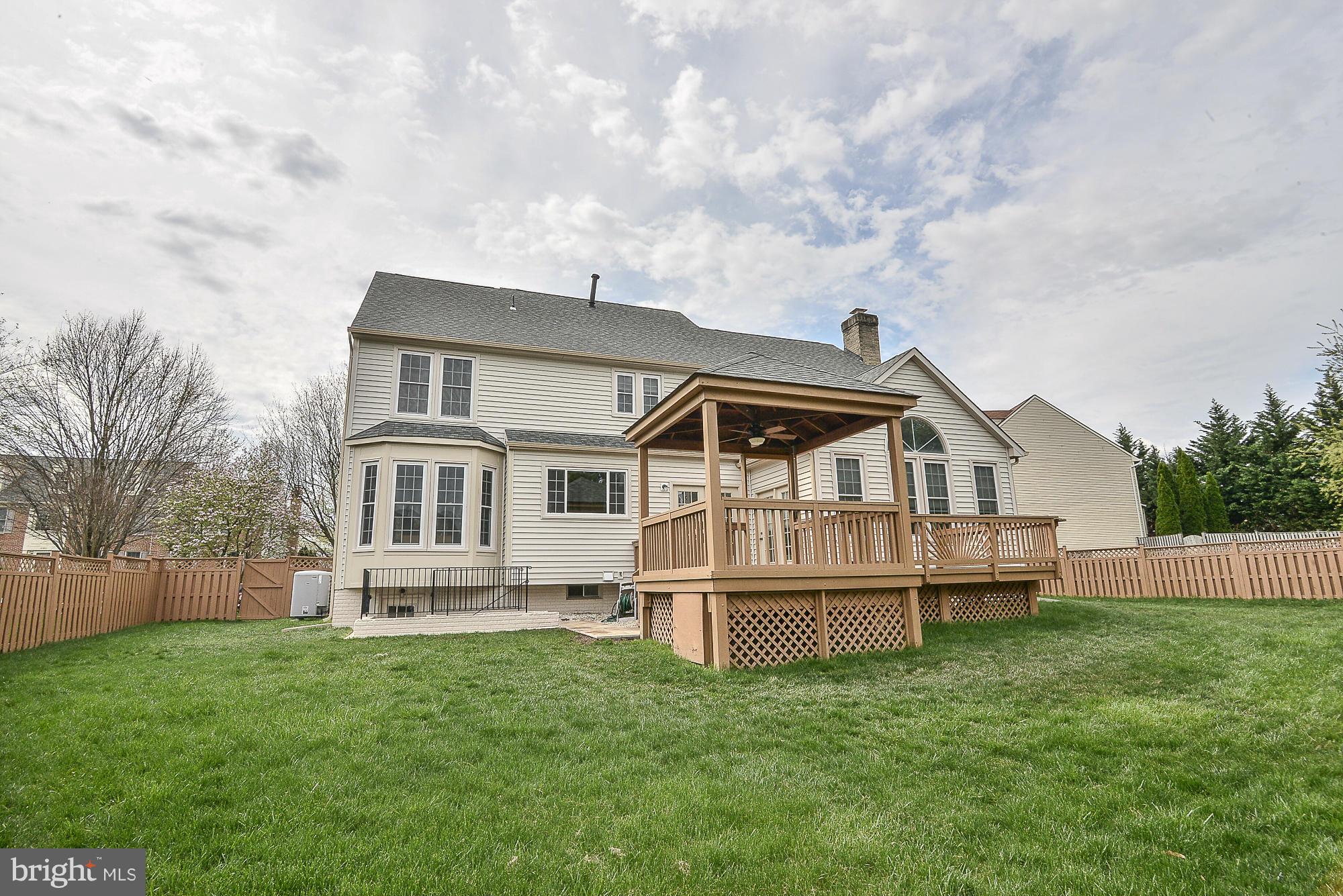 CRESTMONT - Residential