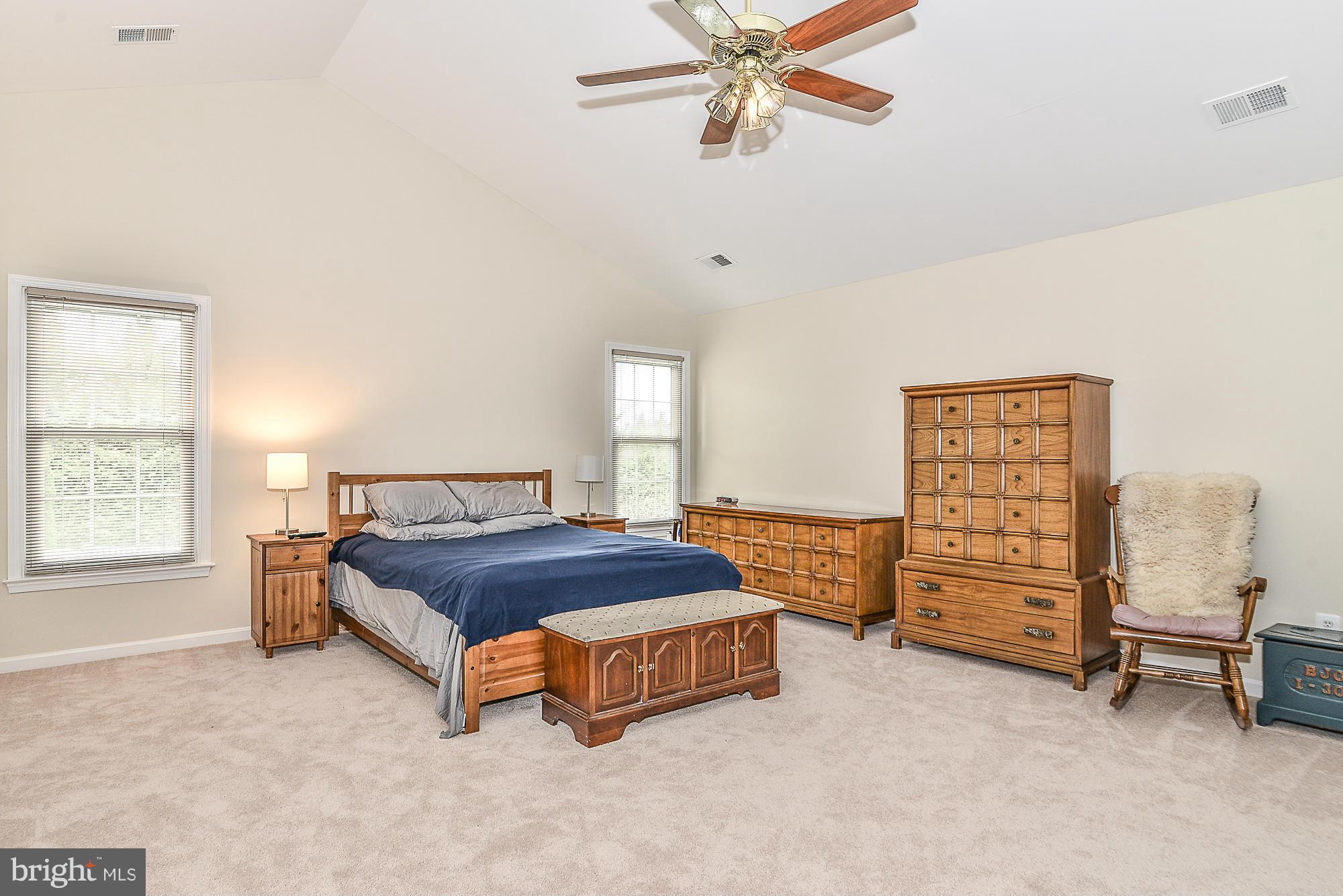 CRESTMONT - Residential