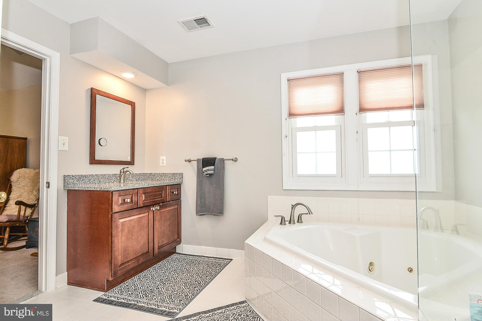 CRESTMONT - Residential