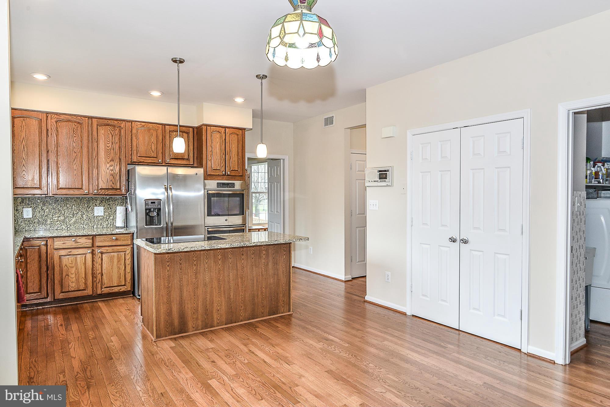 CRESTMONT - Residential