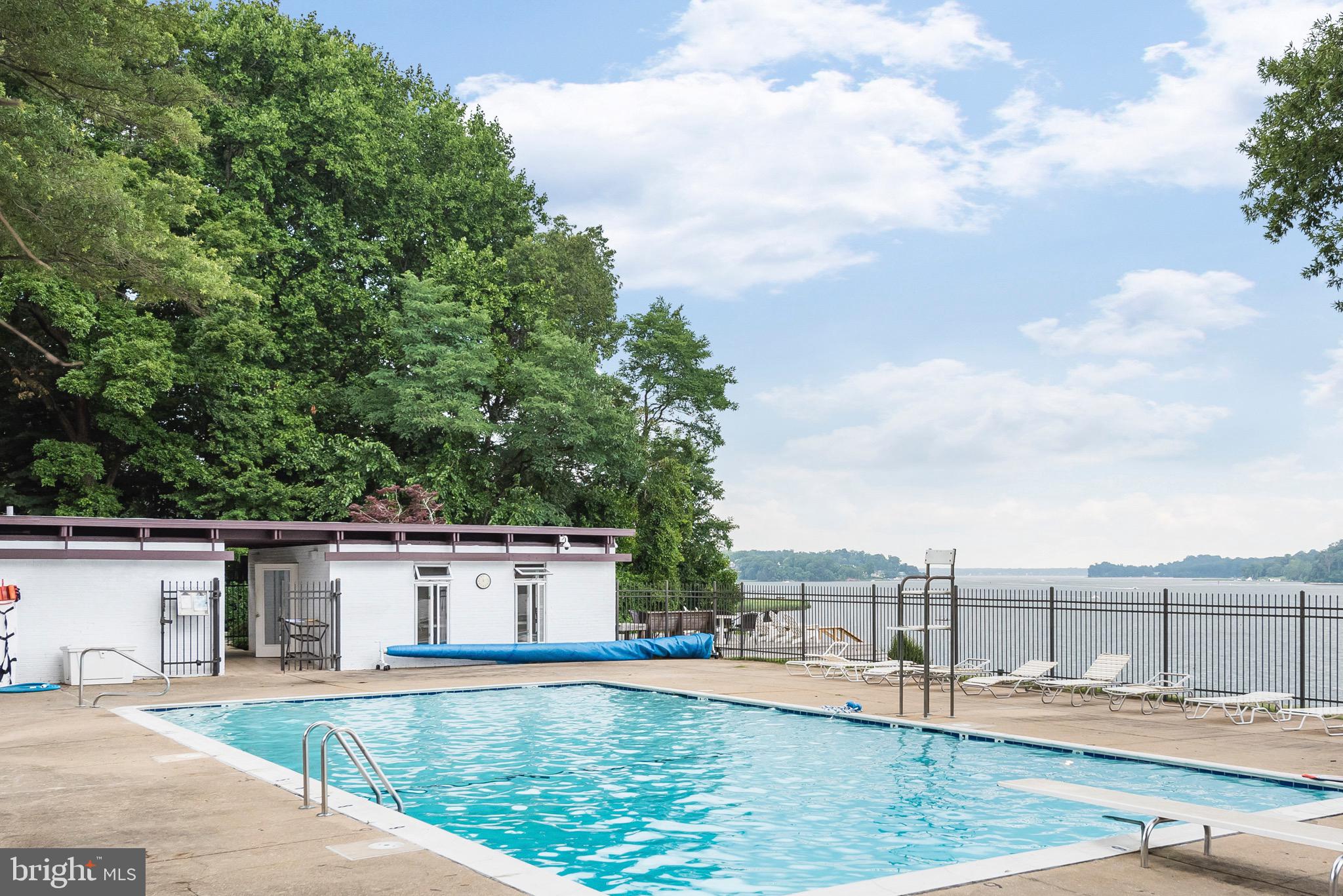 DREAMS LANDING - Residential