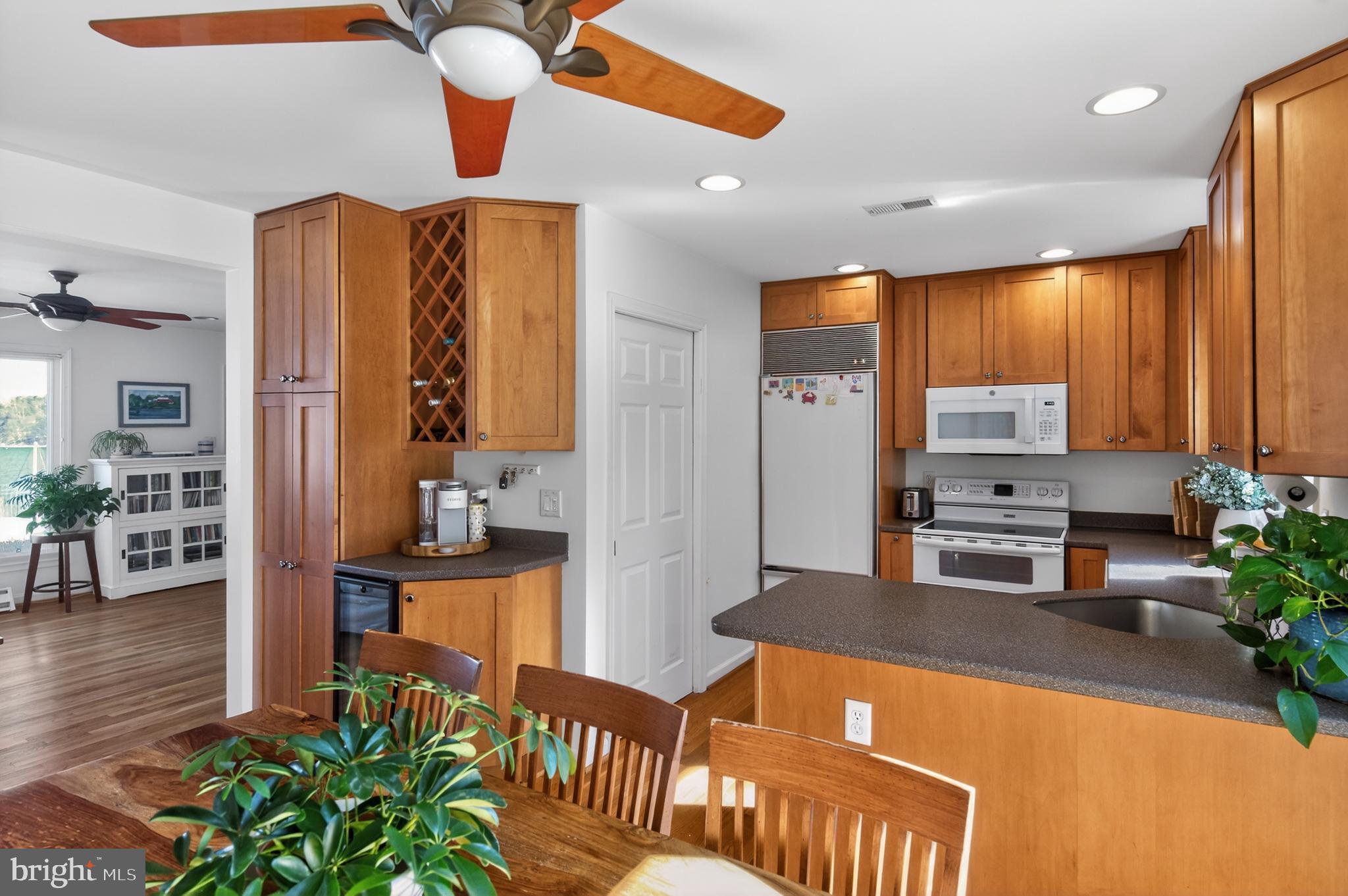 DREAMS LANDING - Residential