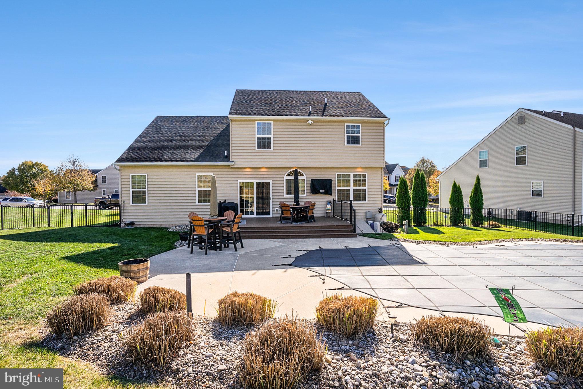 RAVENS CLAW - Residential