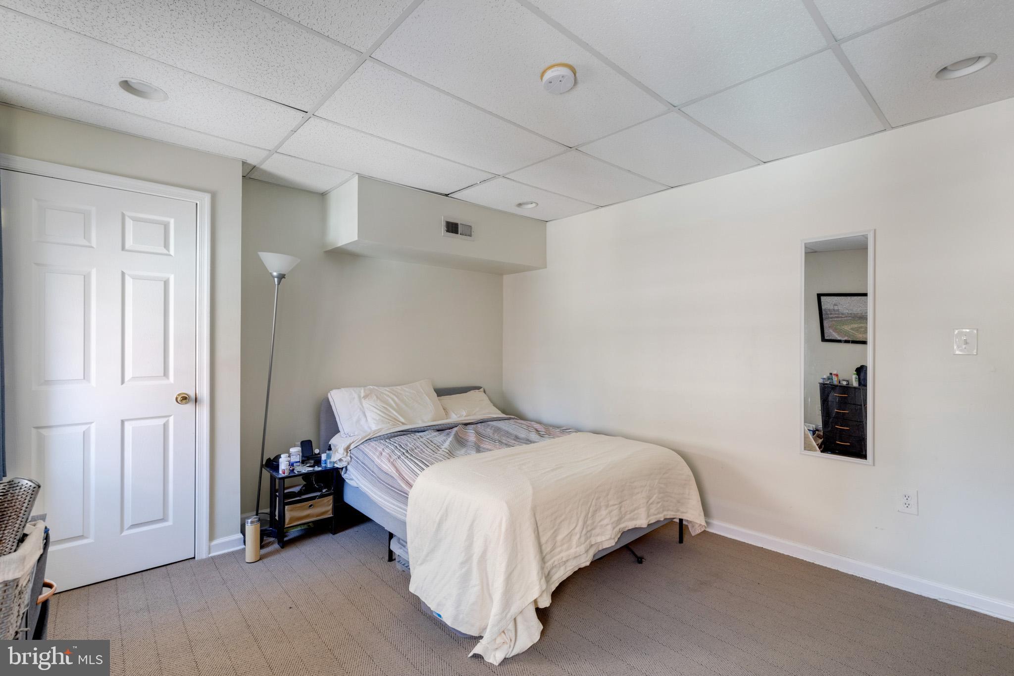 CENTER CITY - Residential Lease
