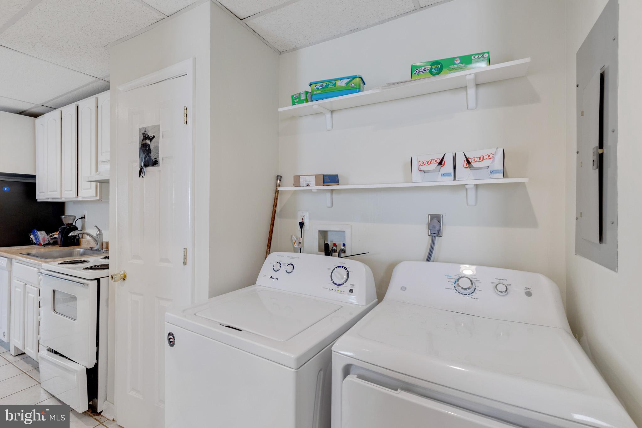 CENTER CITY - Residential Lease