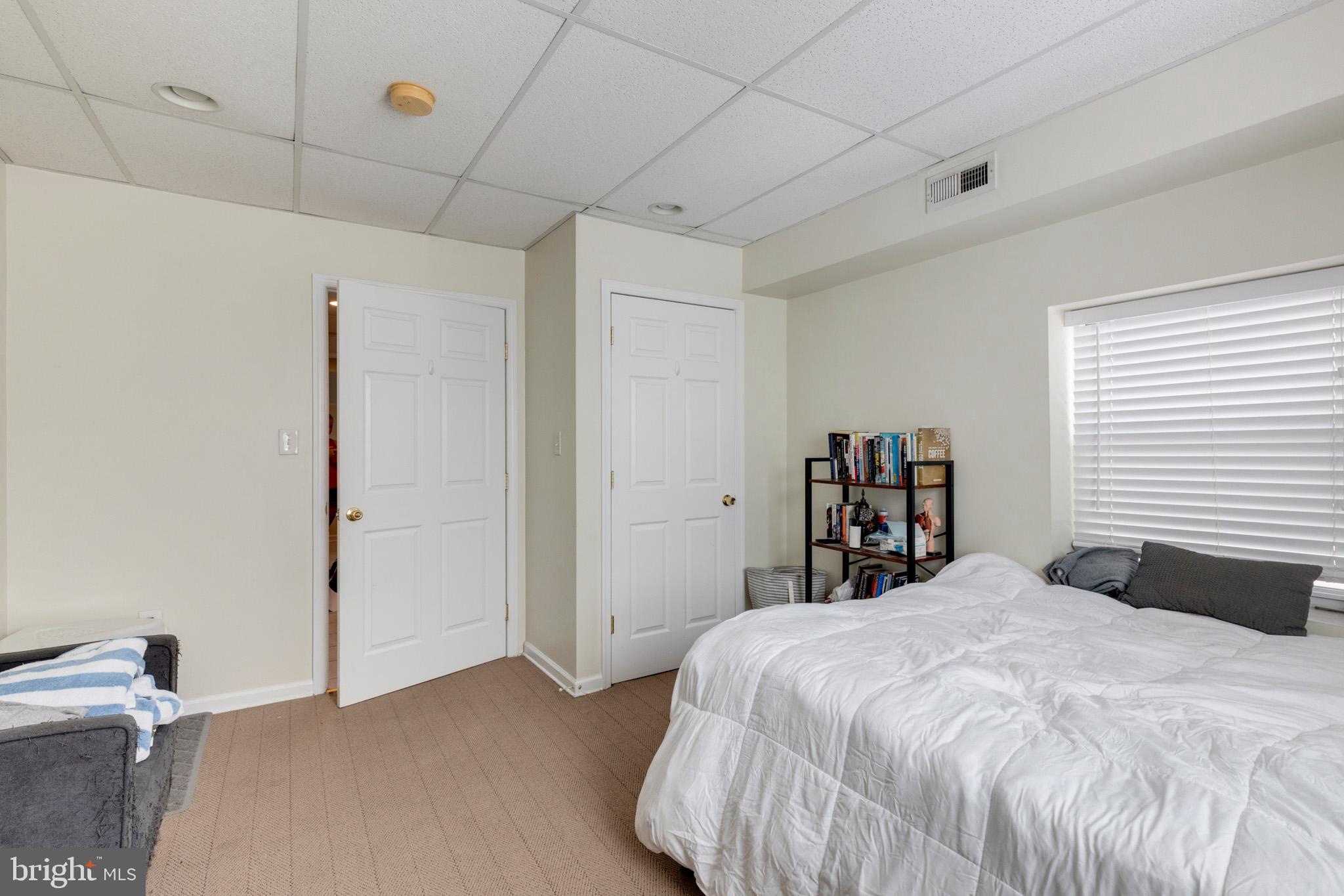 CENTER CITY - Residential Lease