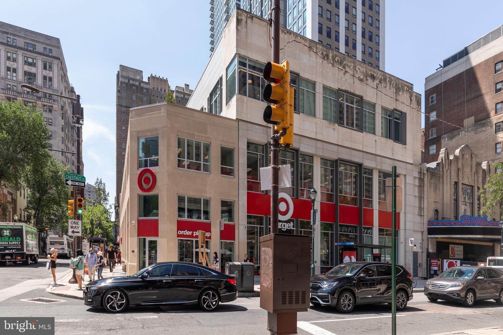 CENTER CITY - Residential Lease