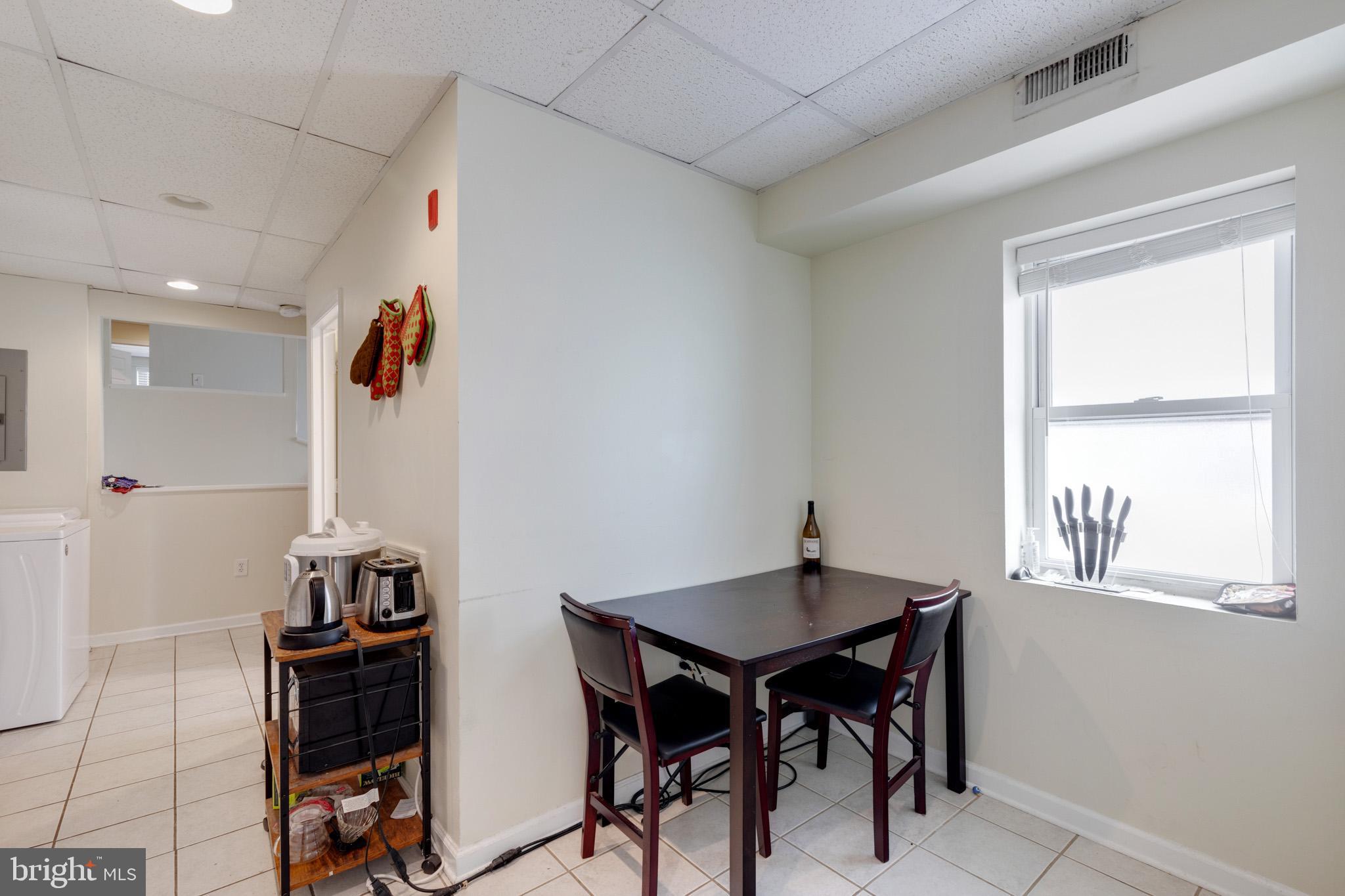 CENTER CITY - Residential Lease