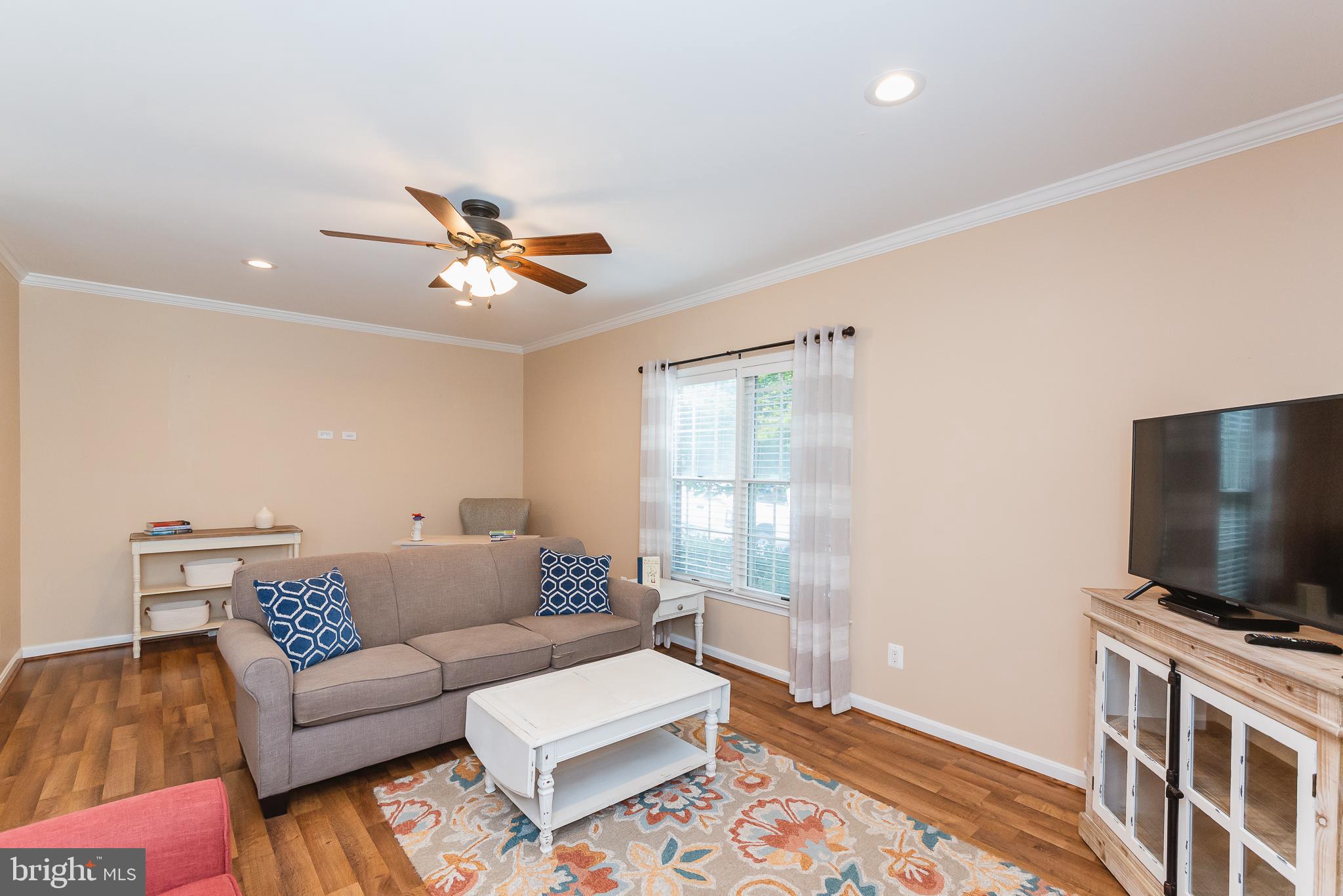 FOXBOROUGH FARMS - Residential