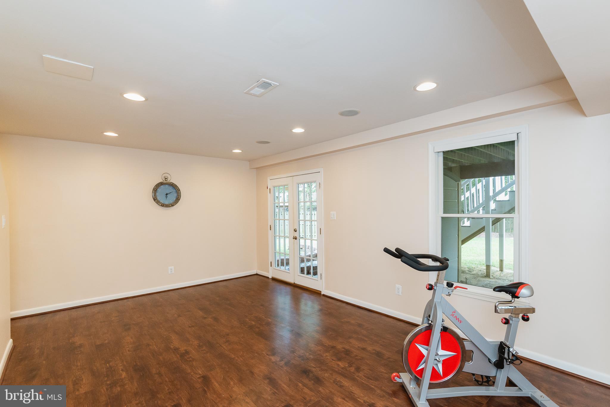 FOXBOROUGH FARMS - Residential