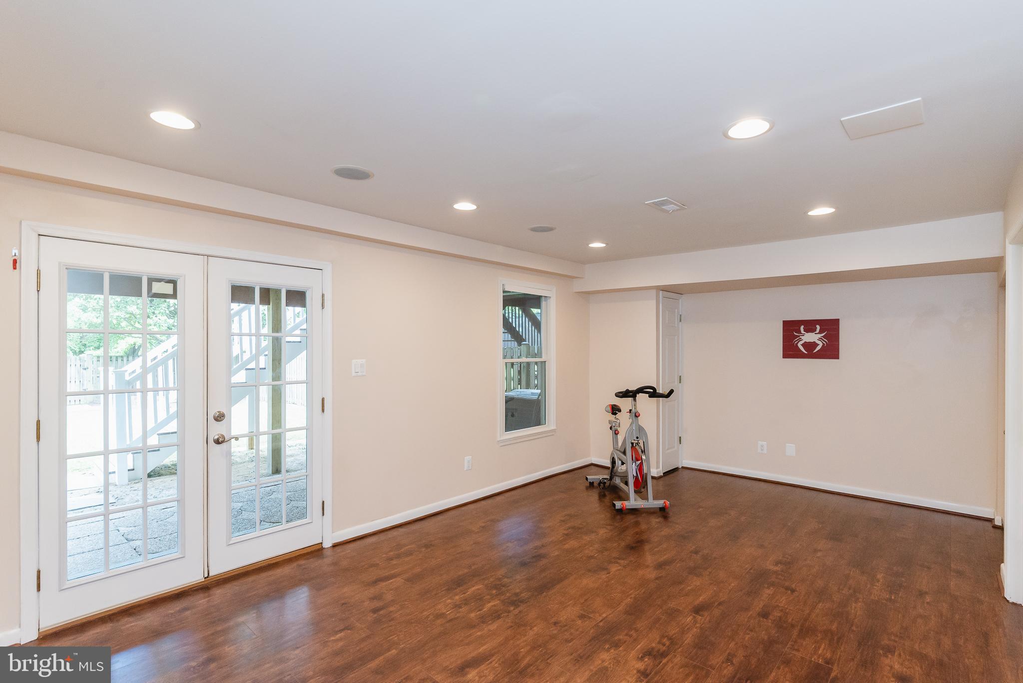 FOXBOROUGH FARMS - Residential