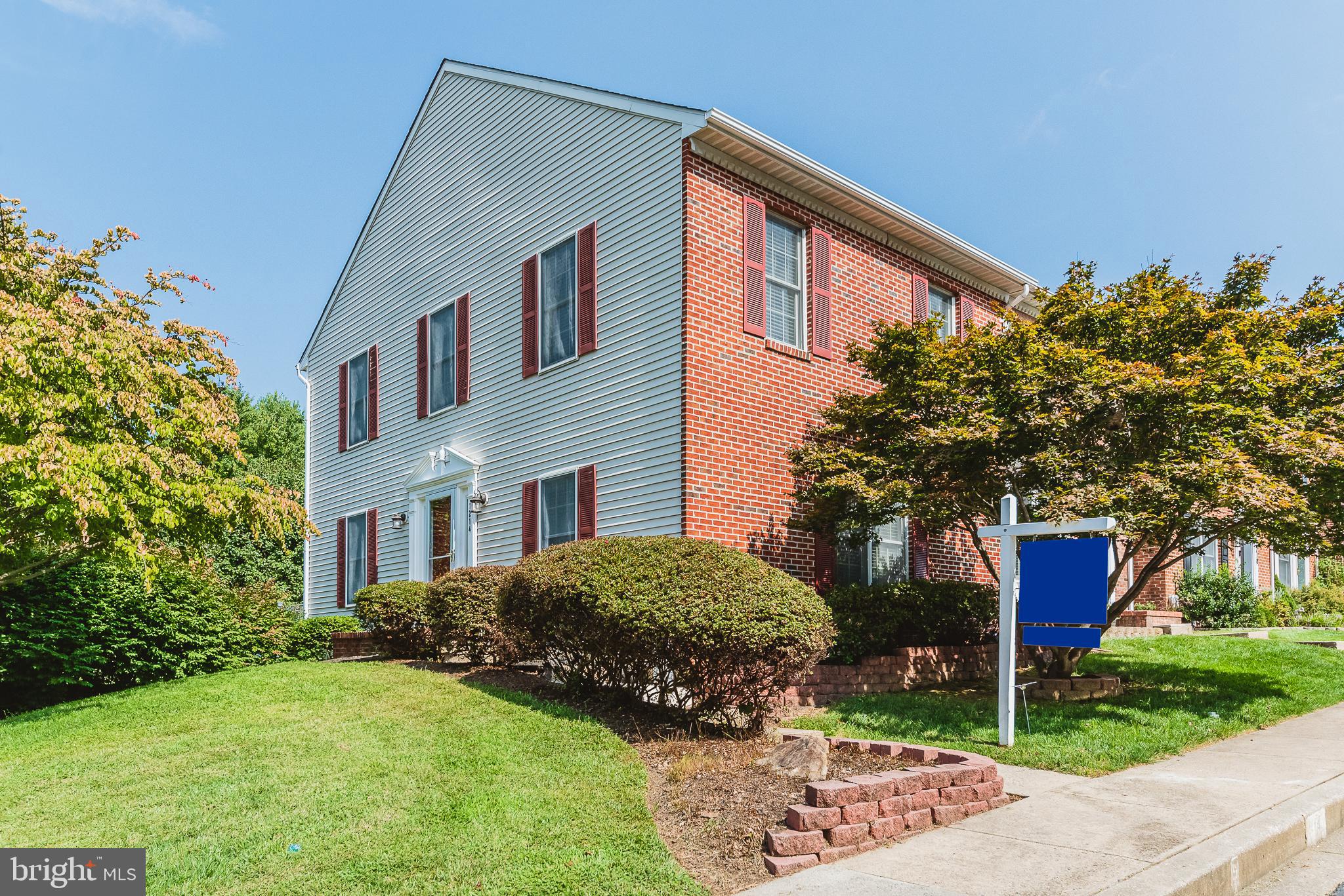 FOXBOROUGH FARMS - Residential