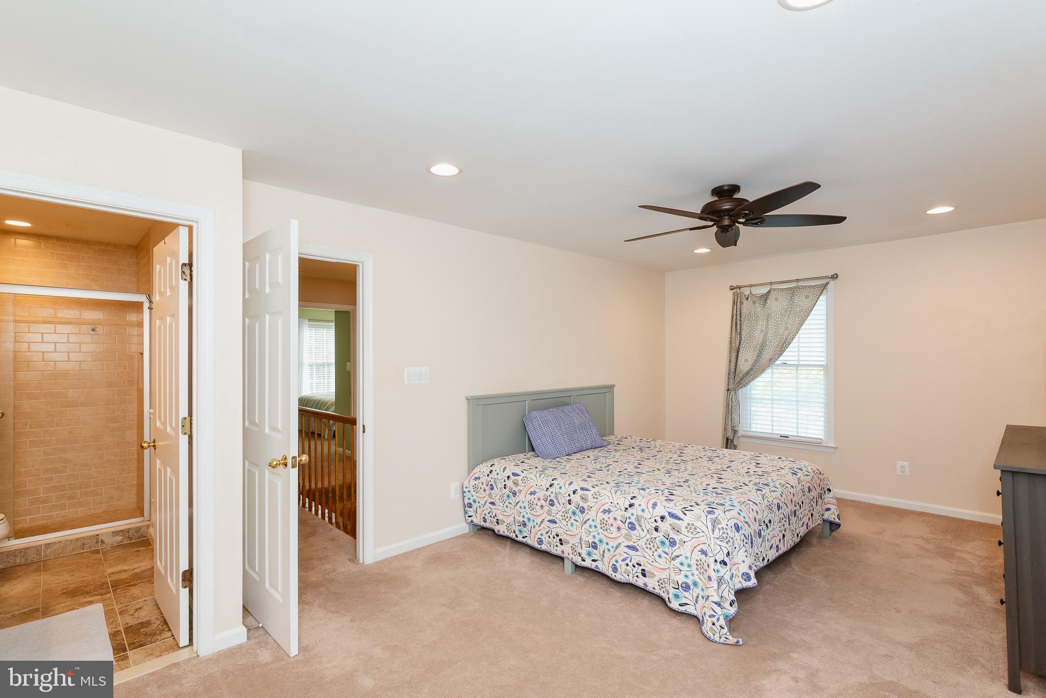 FOXBOROUGH FARMS - Residential