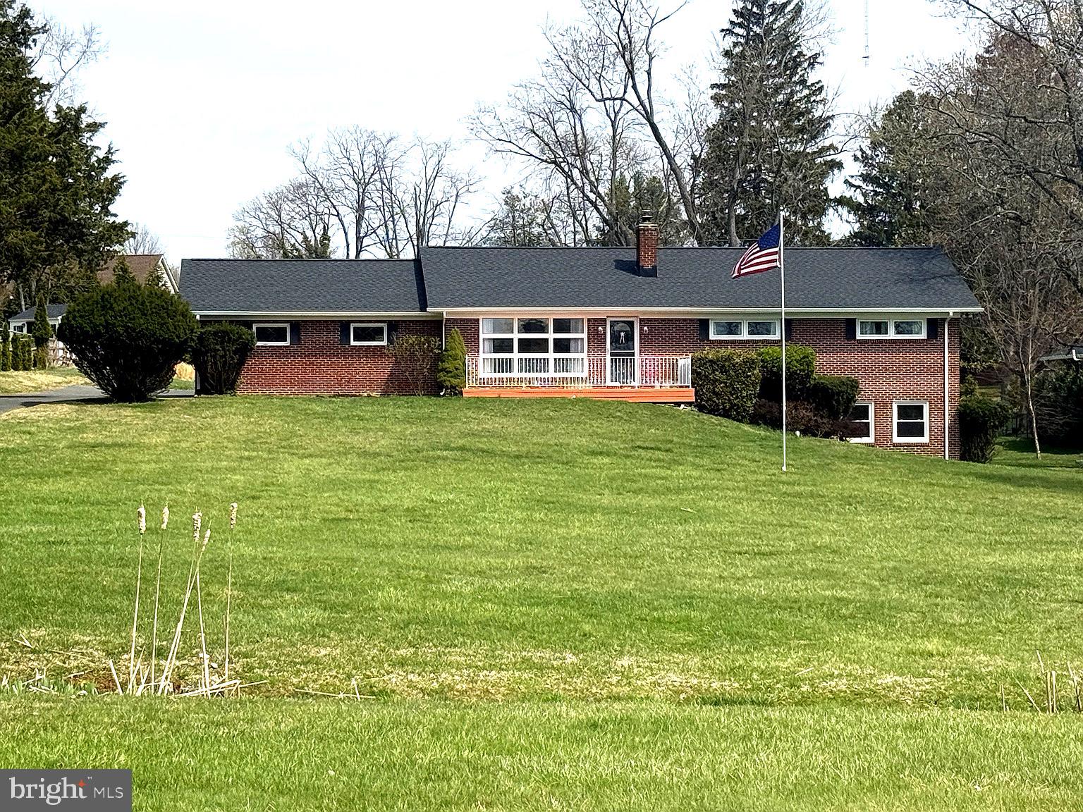 PERRY HALL MANOR - Residential