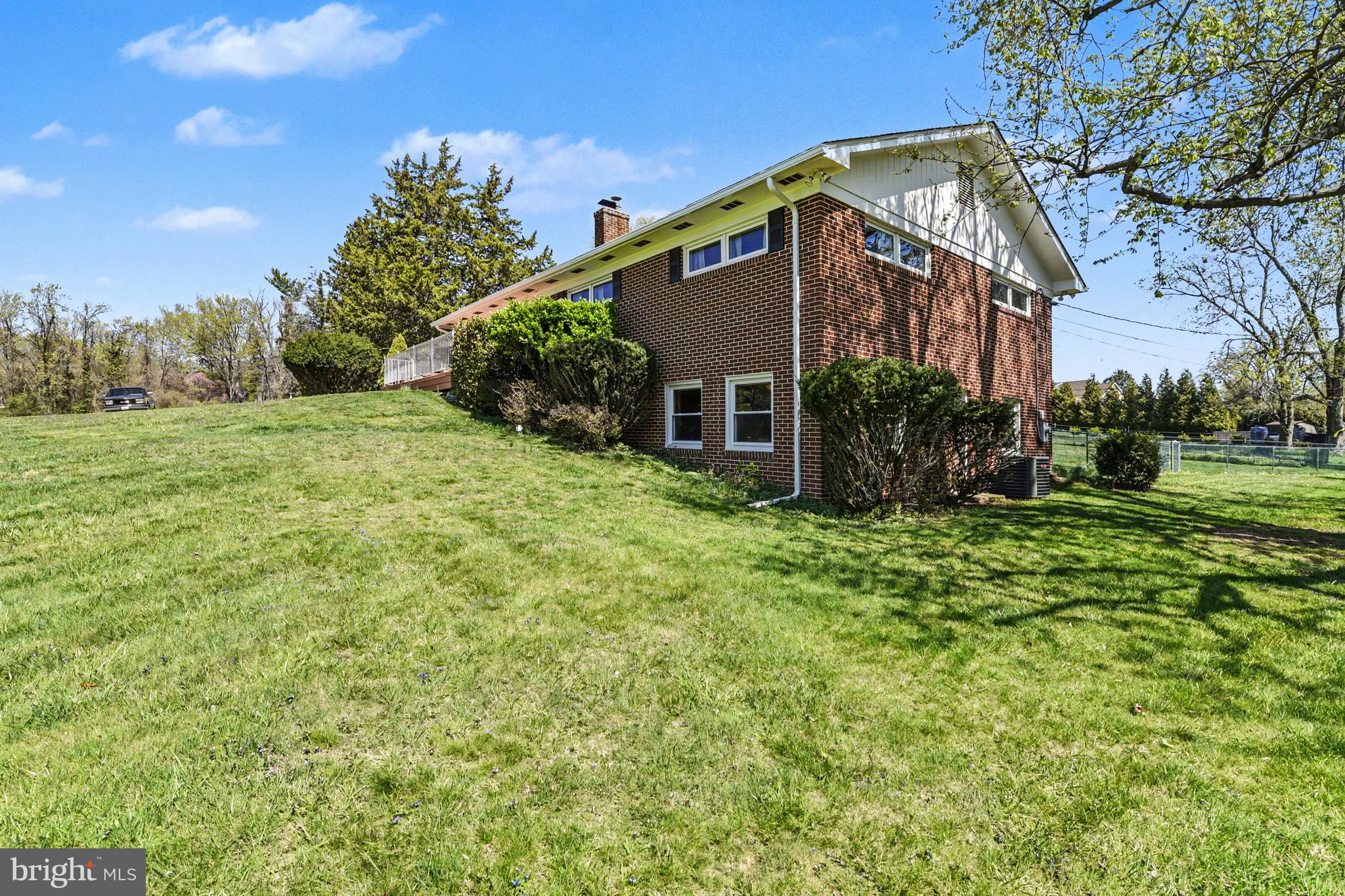 PERRY HALL MANOR - Residential