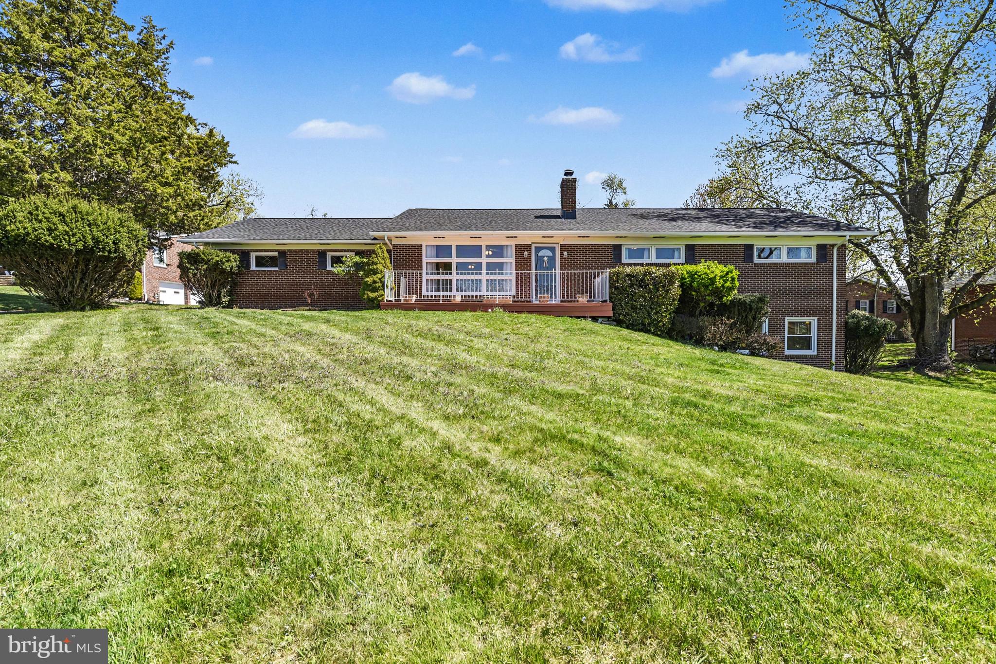 PERRY HALL MANOR - Residential