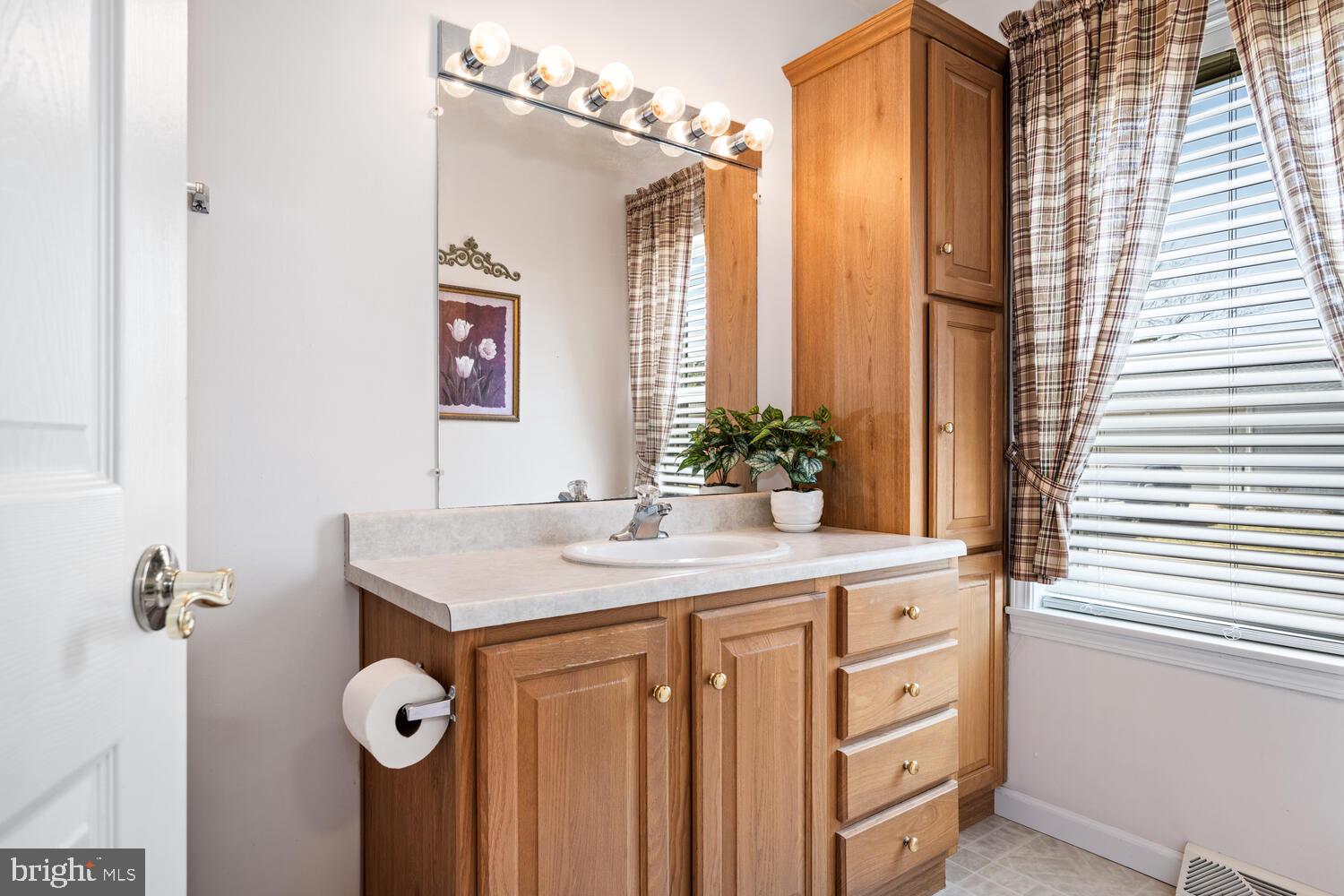 HYDE PARK - Residential