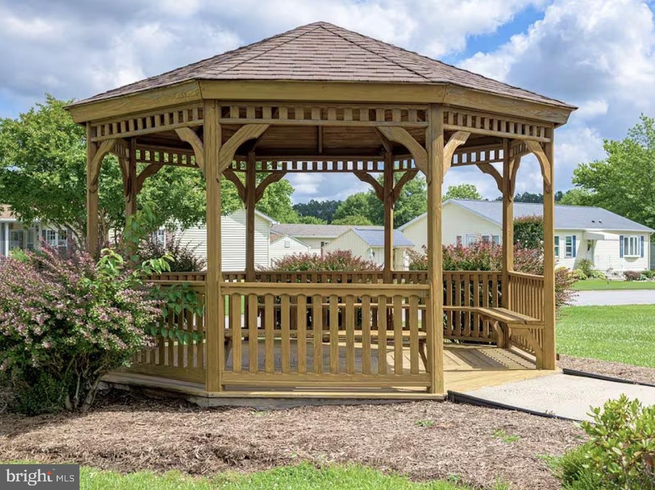 HYDE PARK - Residential