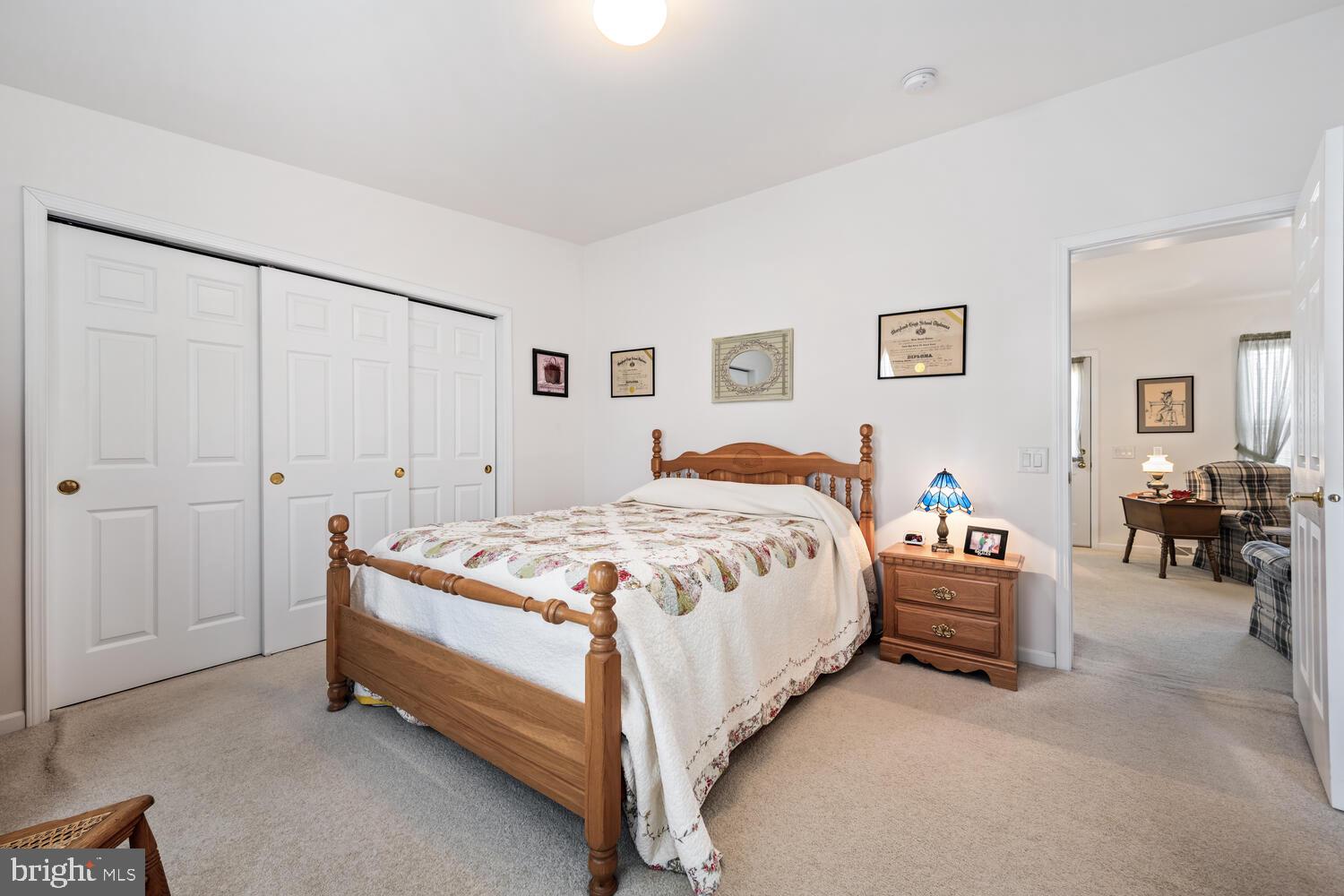 HYDE PARK - Residential