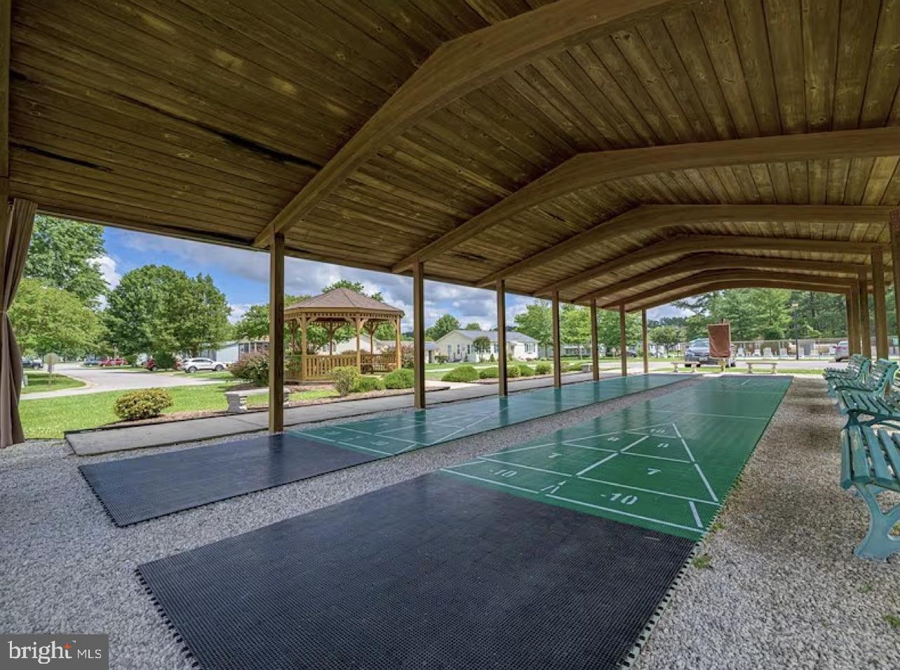 HYDE PARK - Residential