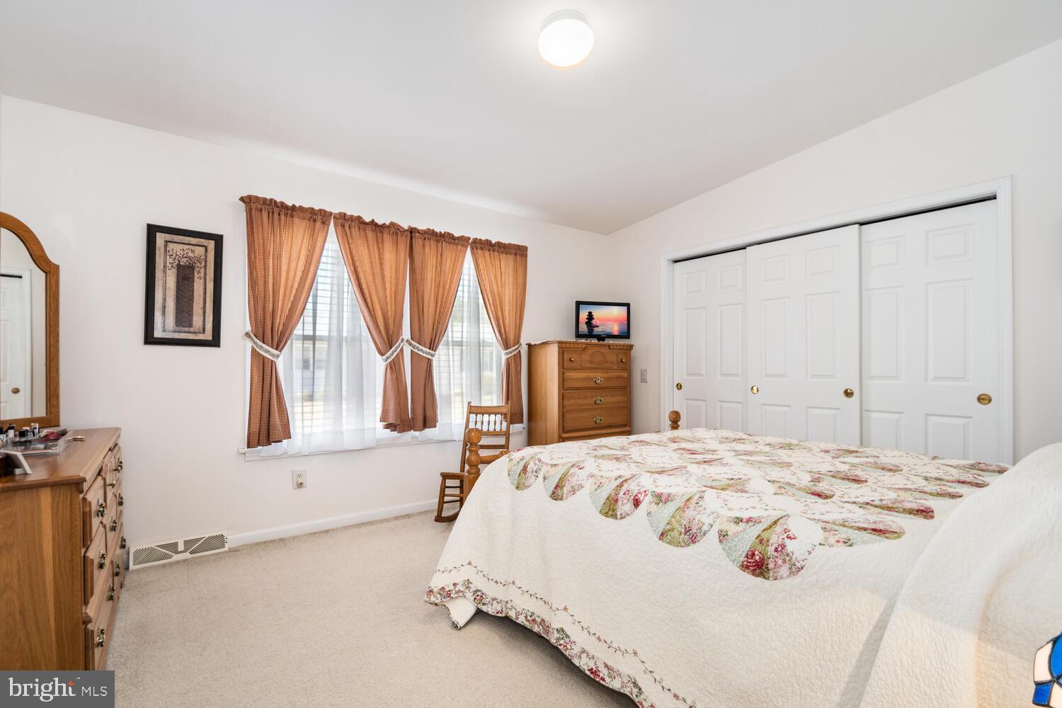 HYDE PARK - Residential