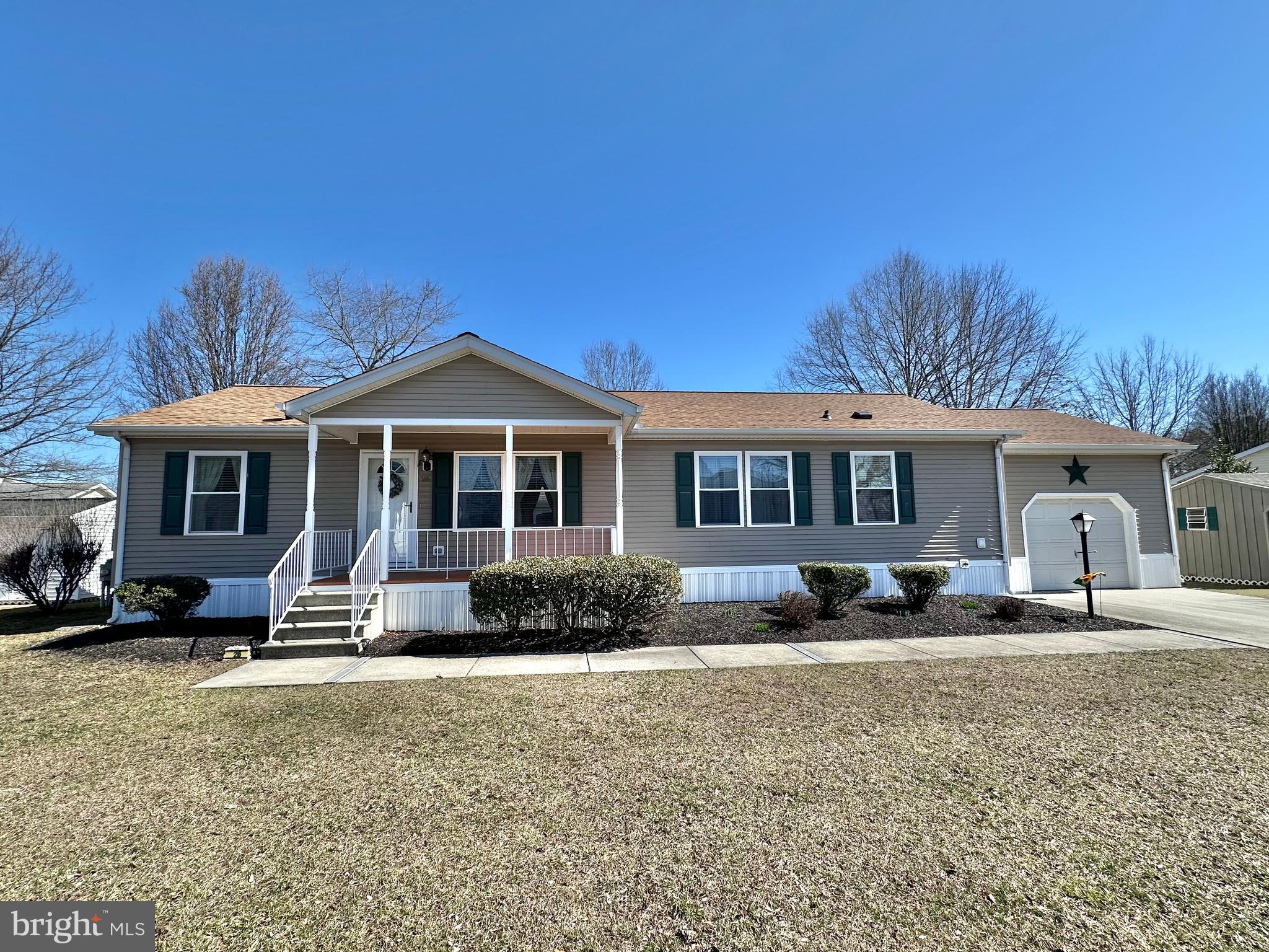 26 KENSINGTON DRIVE