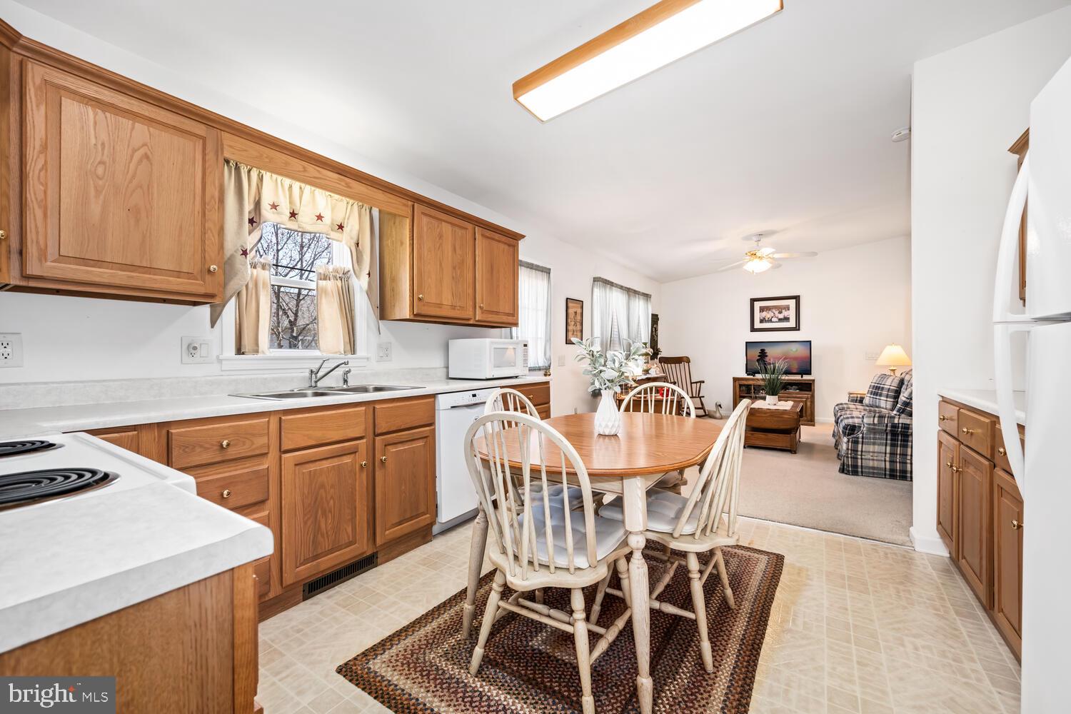 HYDE PARK - Residential