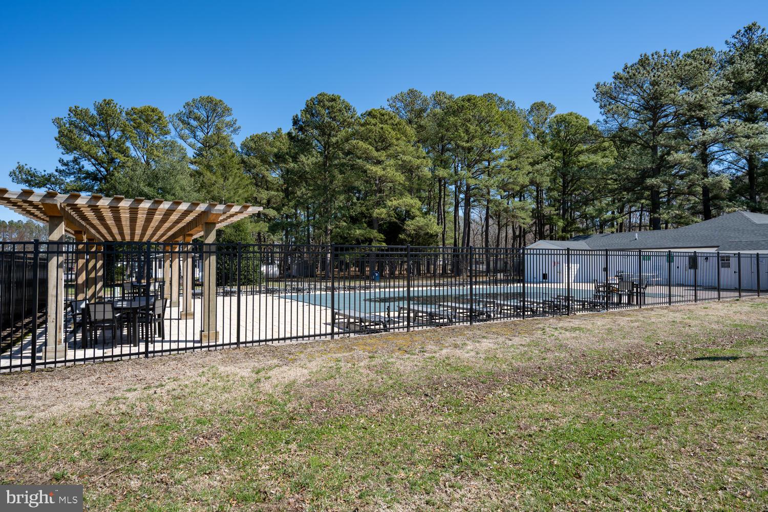 HYDE PARK - Residential