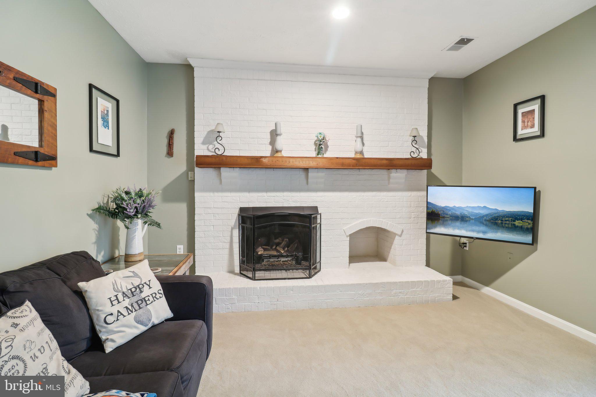 MONTCLAIR - Residential