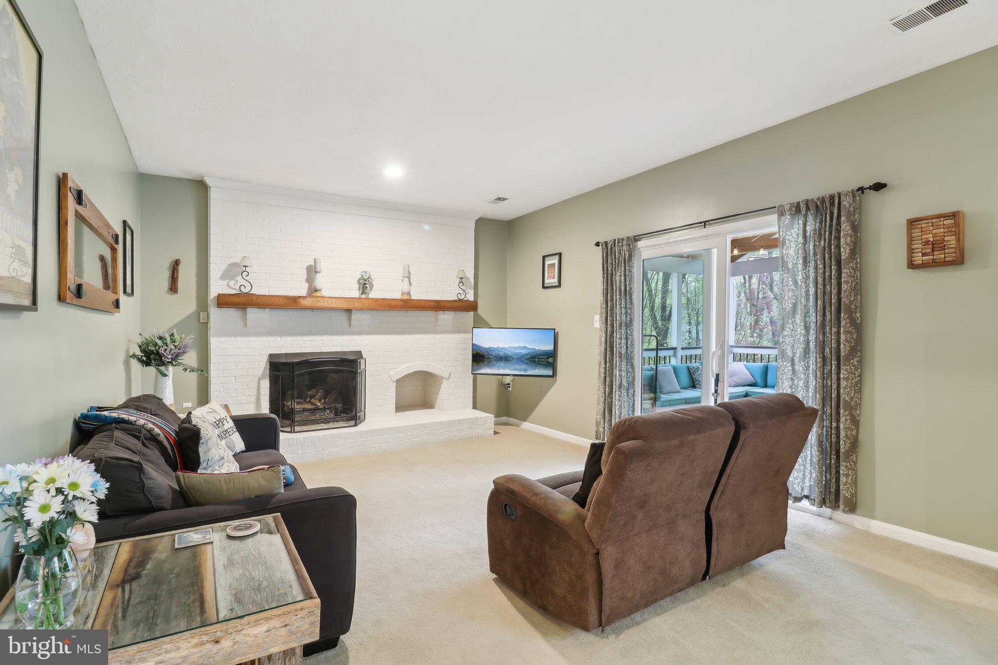 MONTCLAIR - Residential