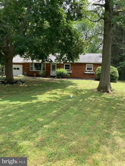 Photo of 2221 BLOSSOM VALLEY RD, LANCASTER, PA 17601 (MLS # PALA2038040)