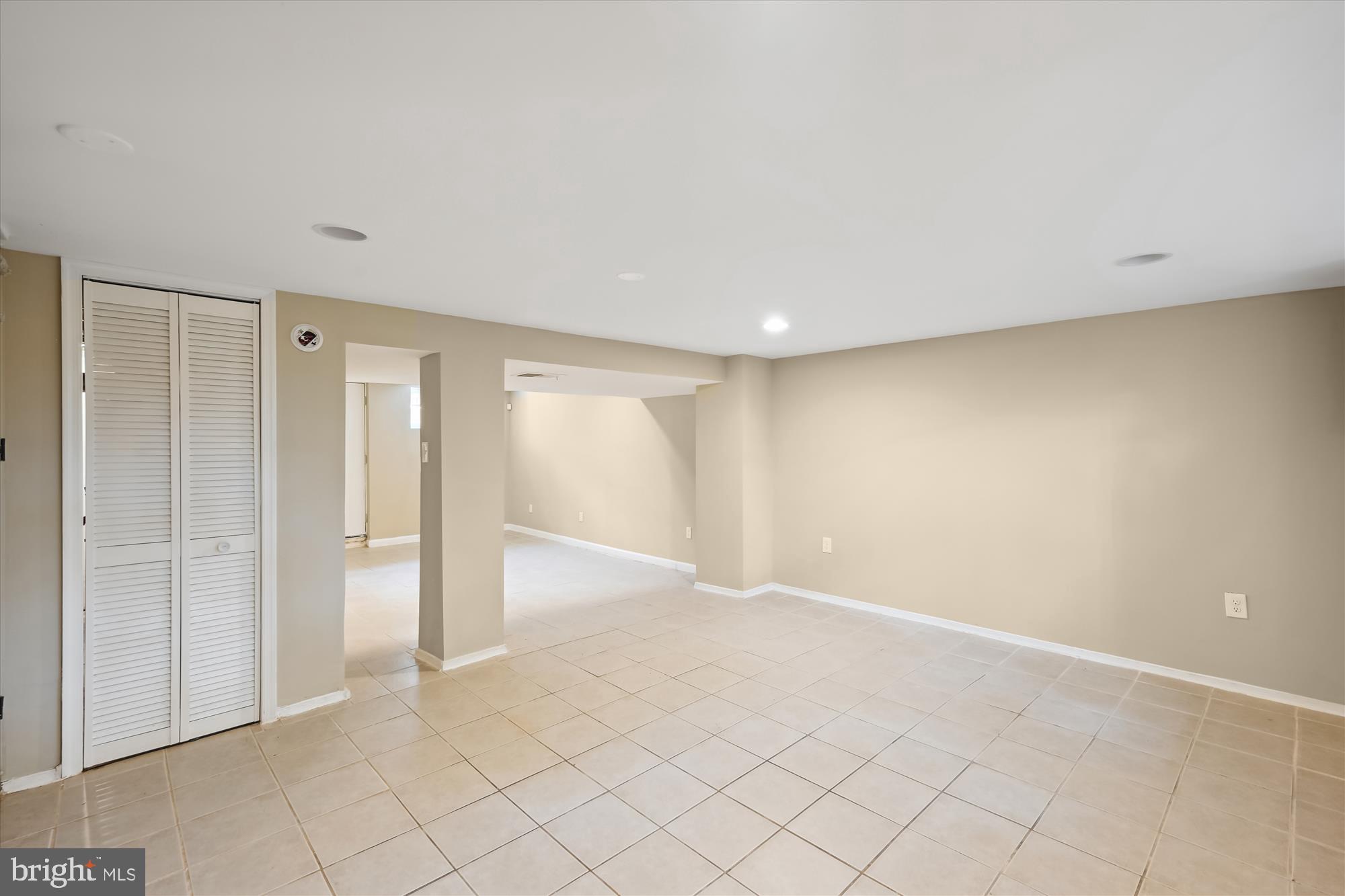 NORTHWOOD - Residential