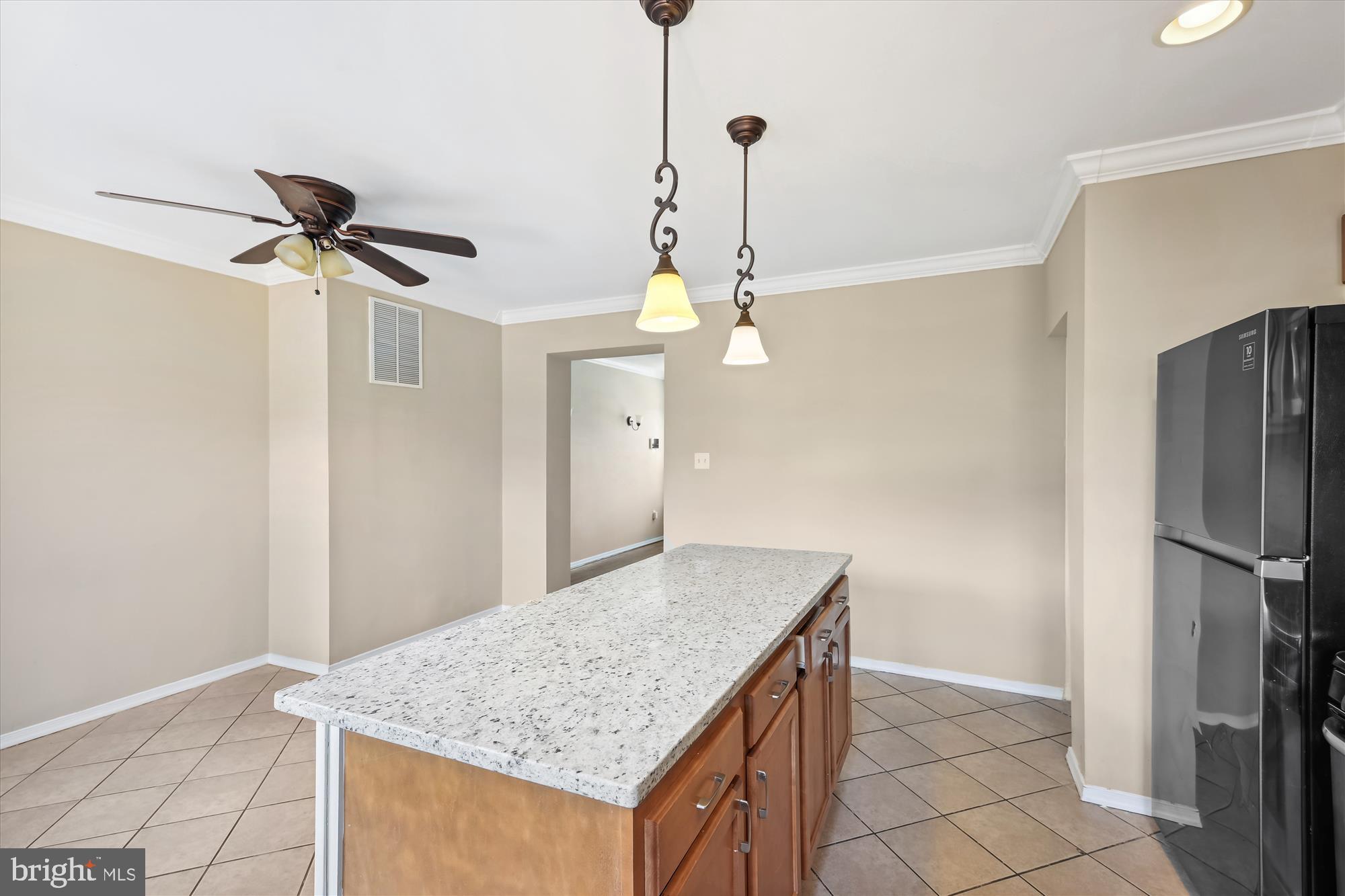 NORTHWOOD - Residential