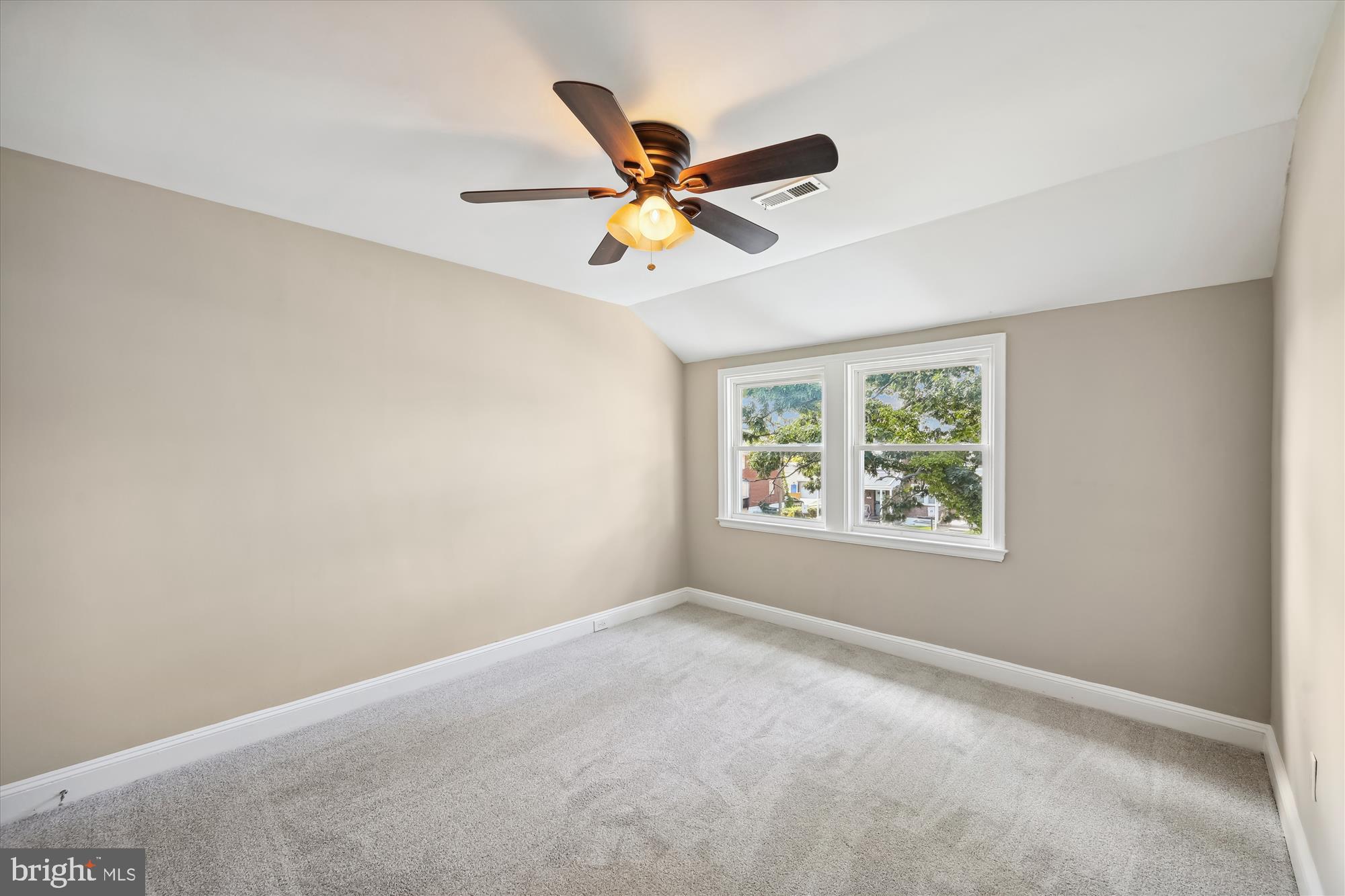 NORTHWOOD - Residential