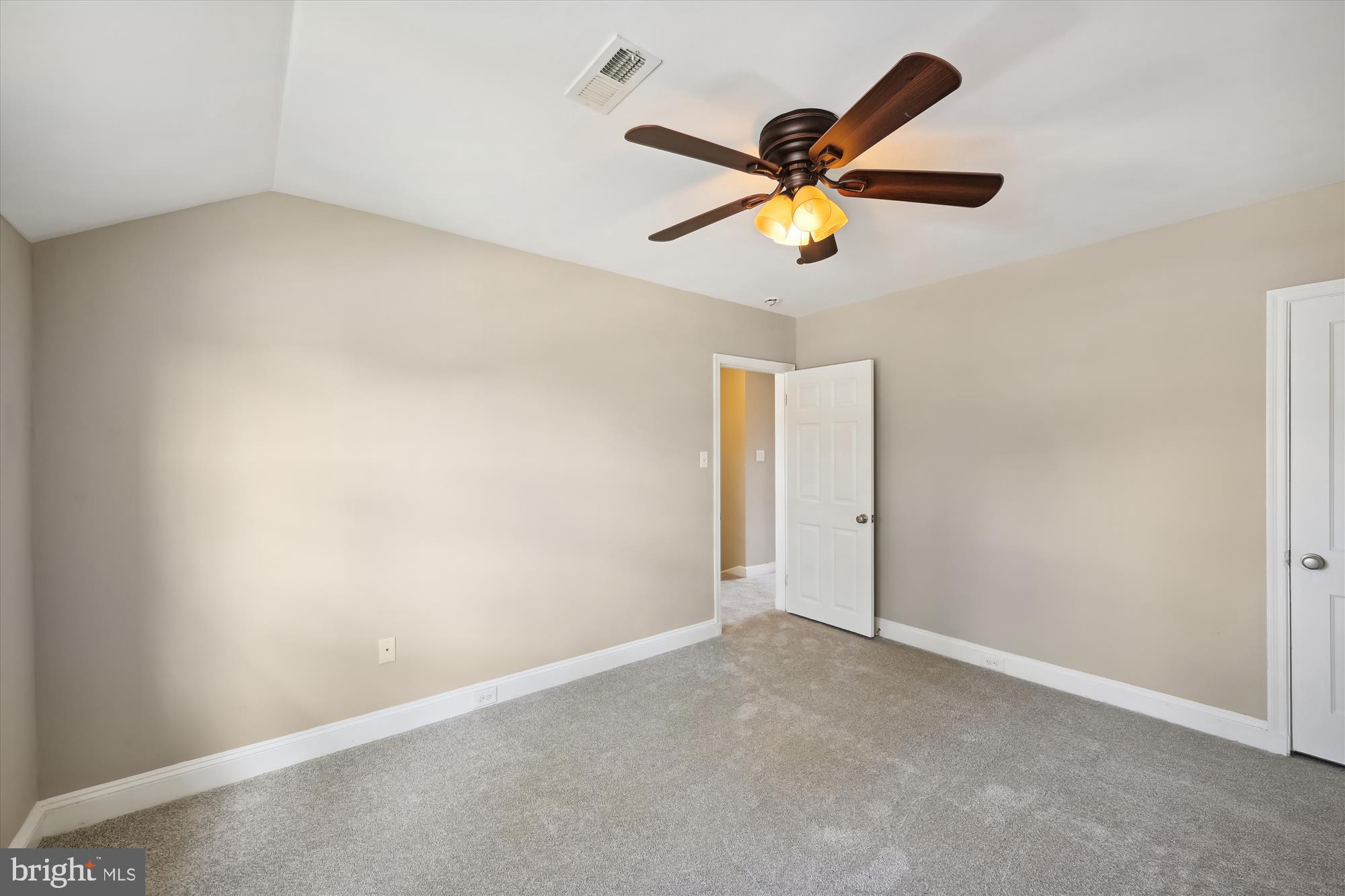 NORTHWOOD - Residential