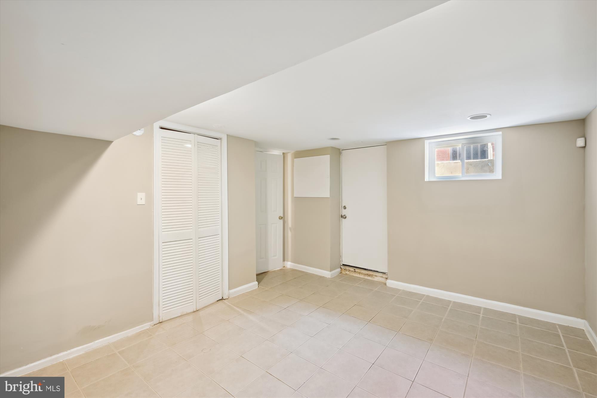 NORTHWOOD - Residential