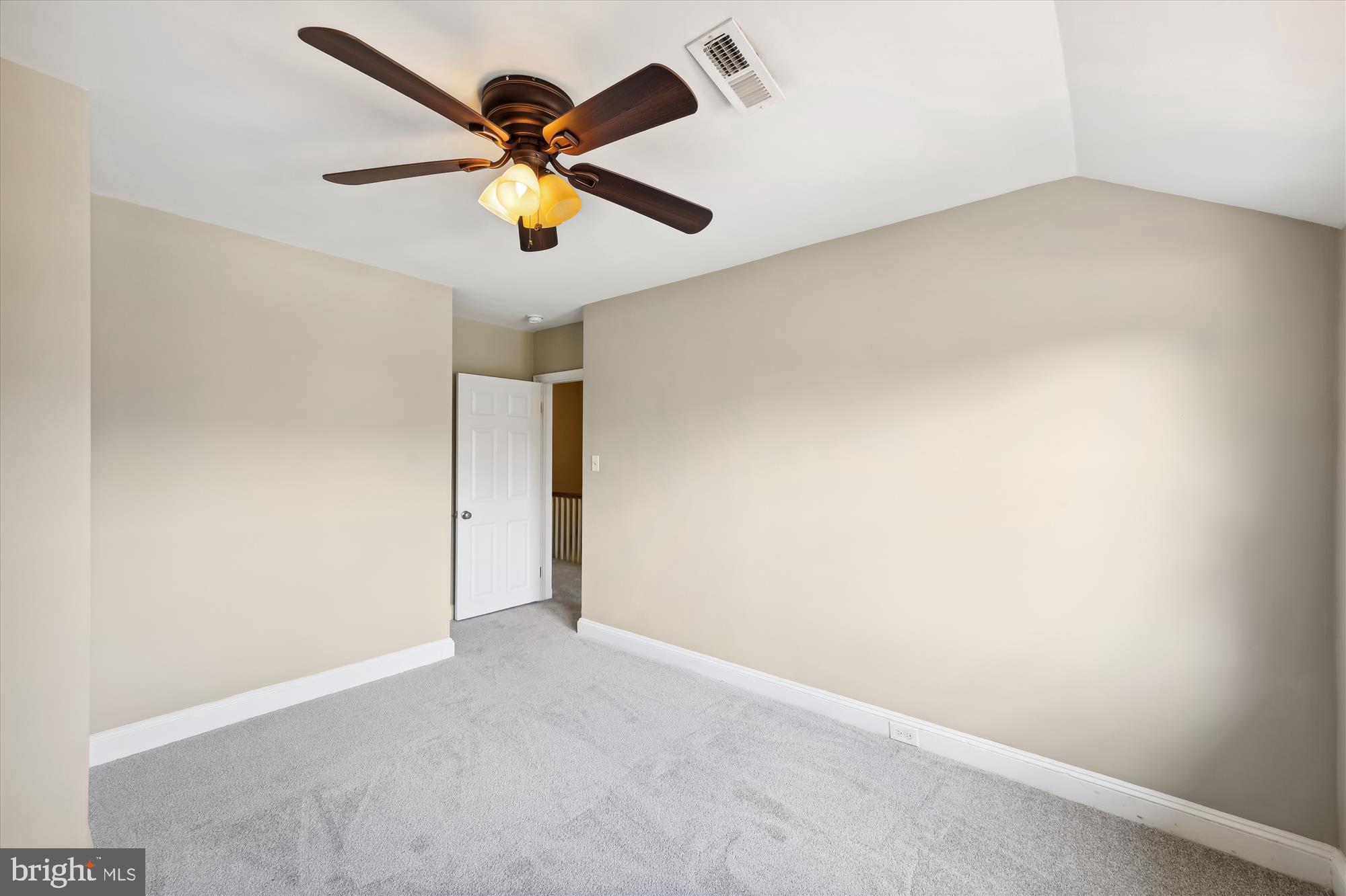 NORTHWOOD - Residential