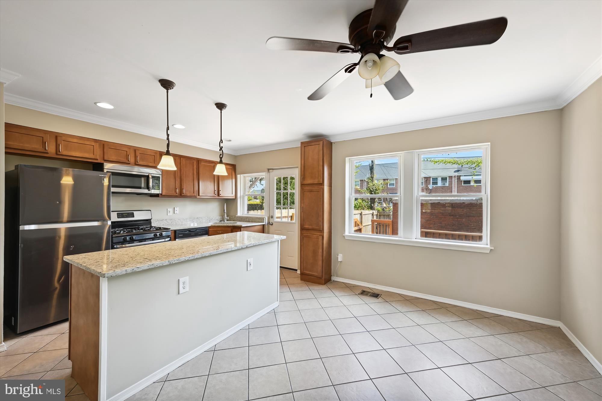 NORTHWOOD - Residential