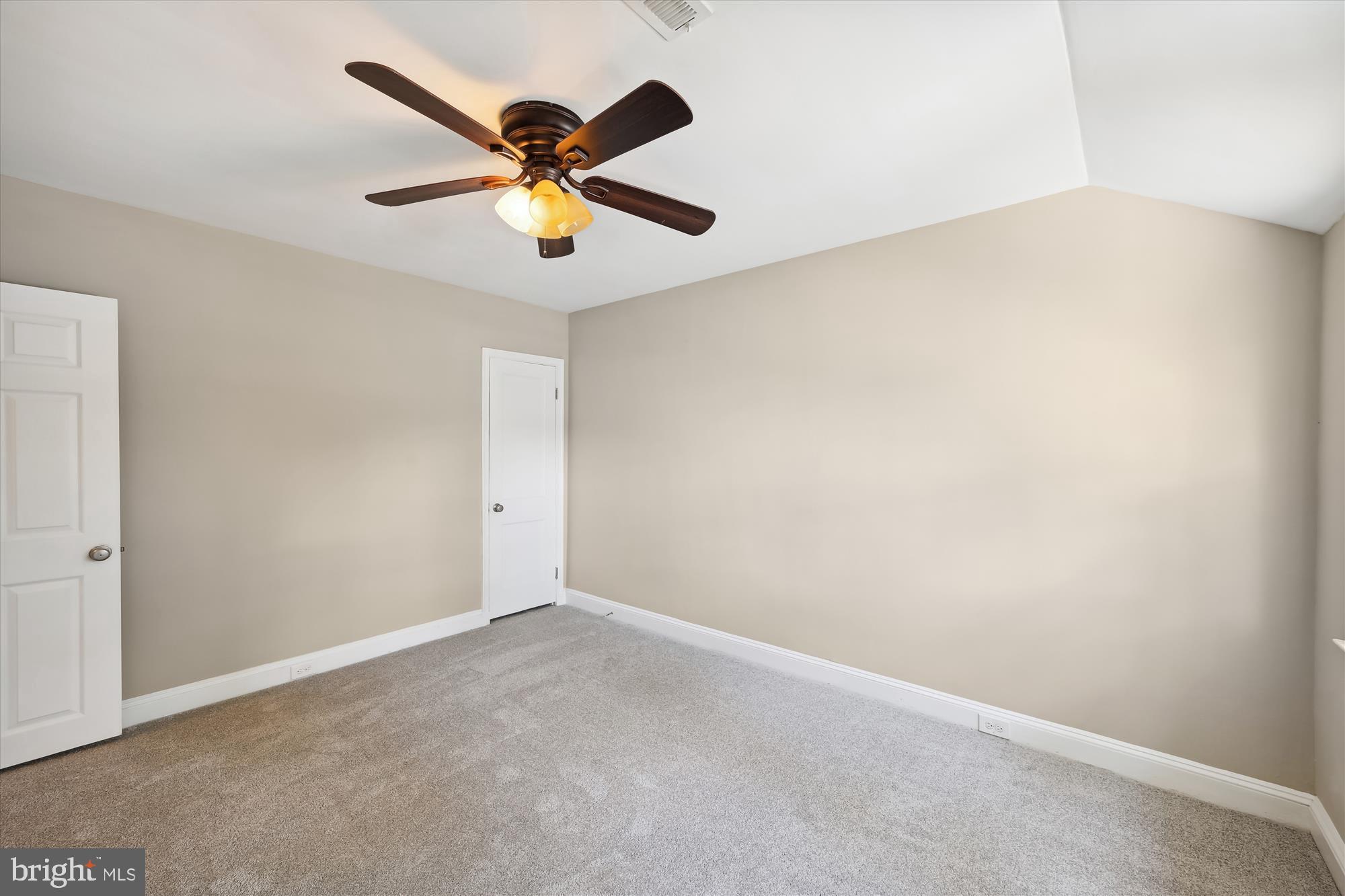 NORTHWOOD - Residential