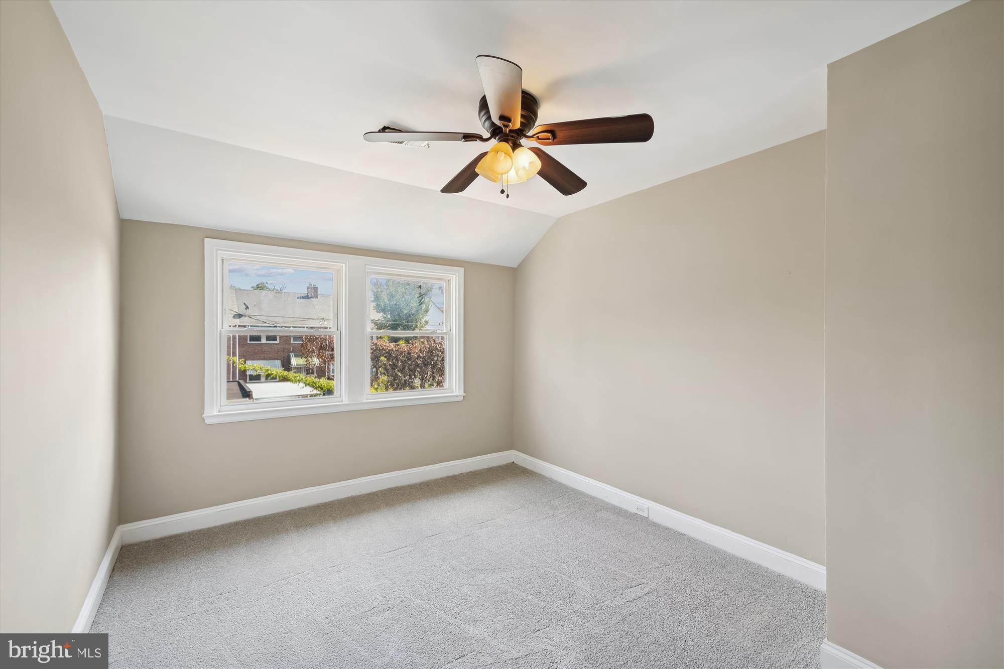 NORTHWOOD - Residential