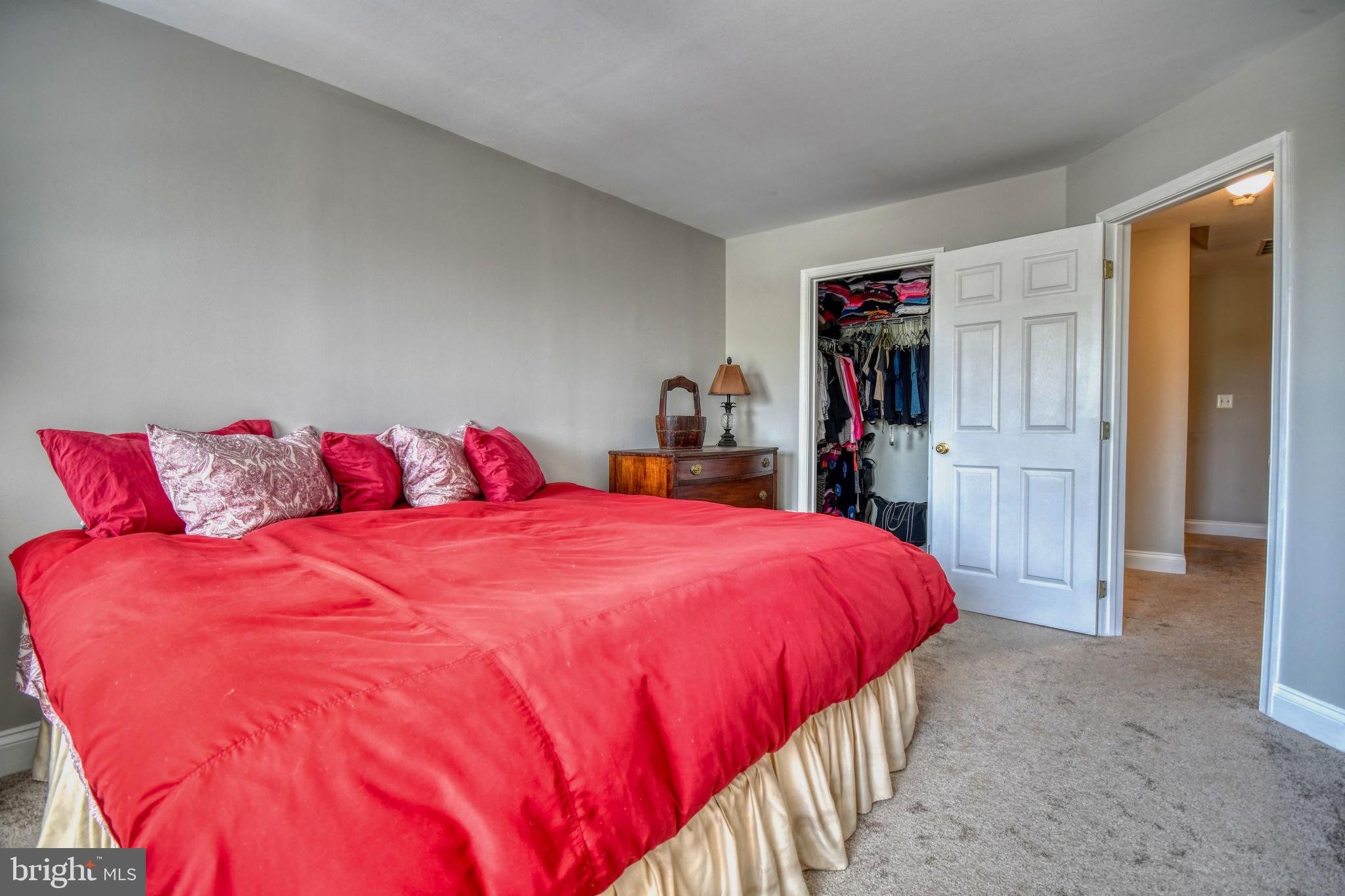 PINEY ORCHARD - Residential