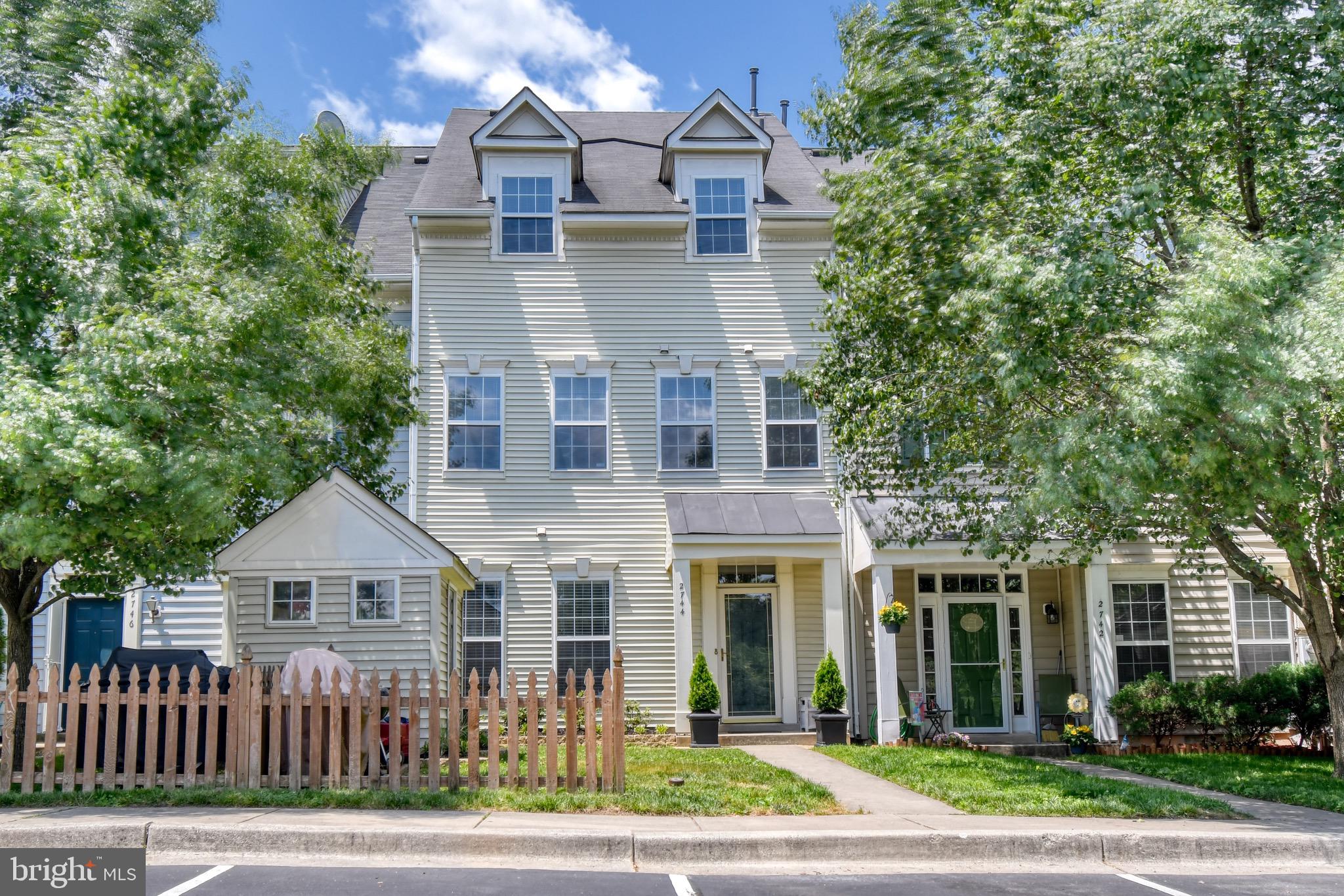 PINEY ORCHARD - Residential