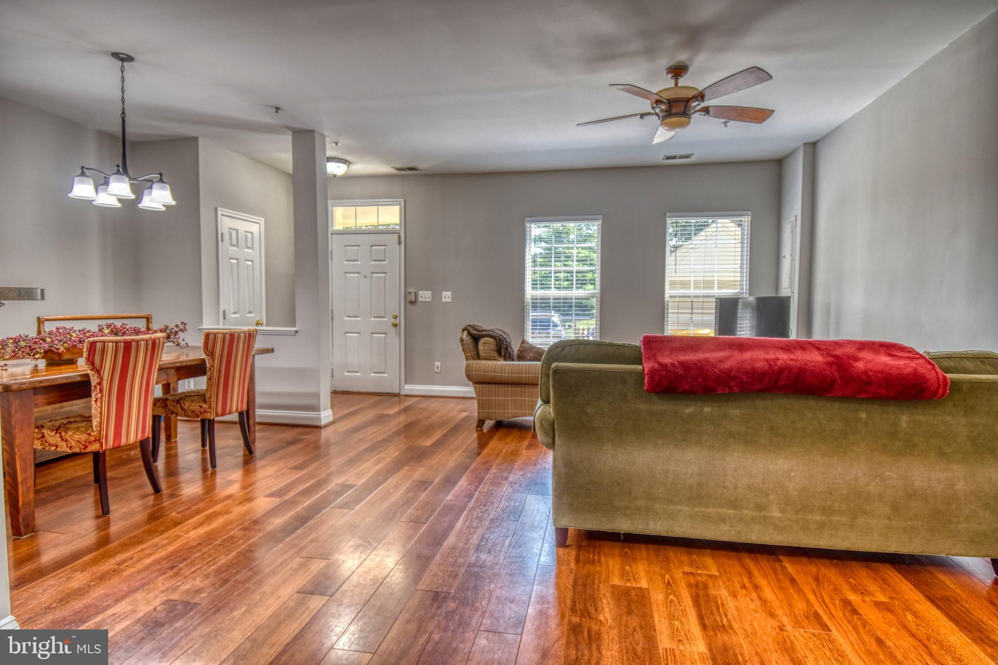 PINEY ORCHARD - Residential